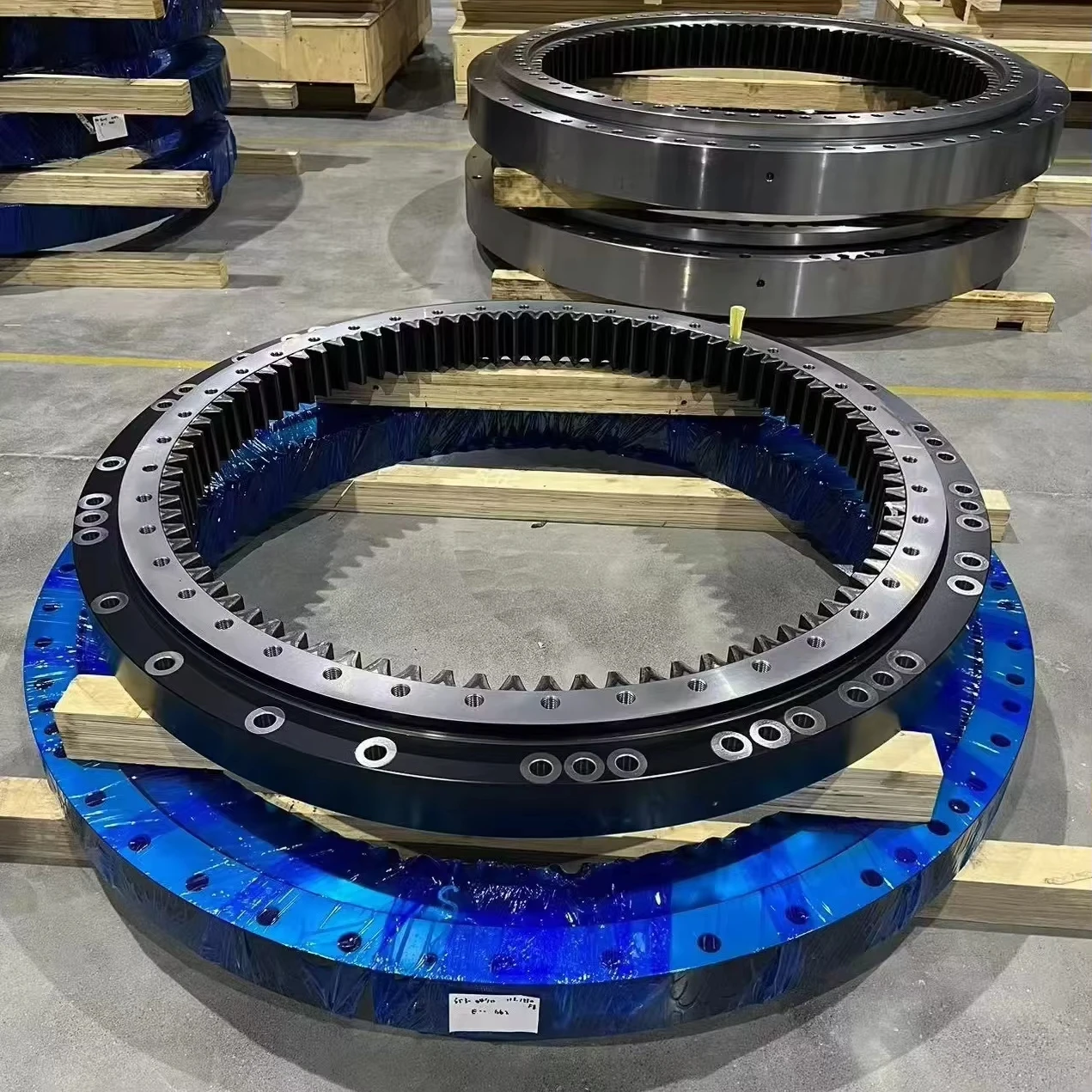 Hot sale high quality High Precision Turntable Slewing Bearing Cross Roller Bearing with high performance