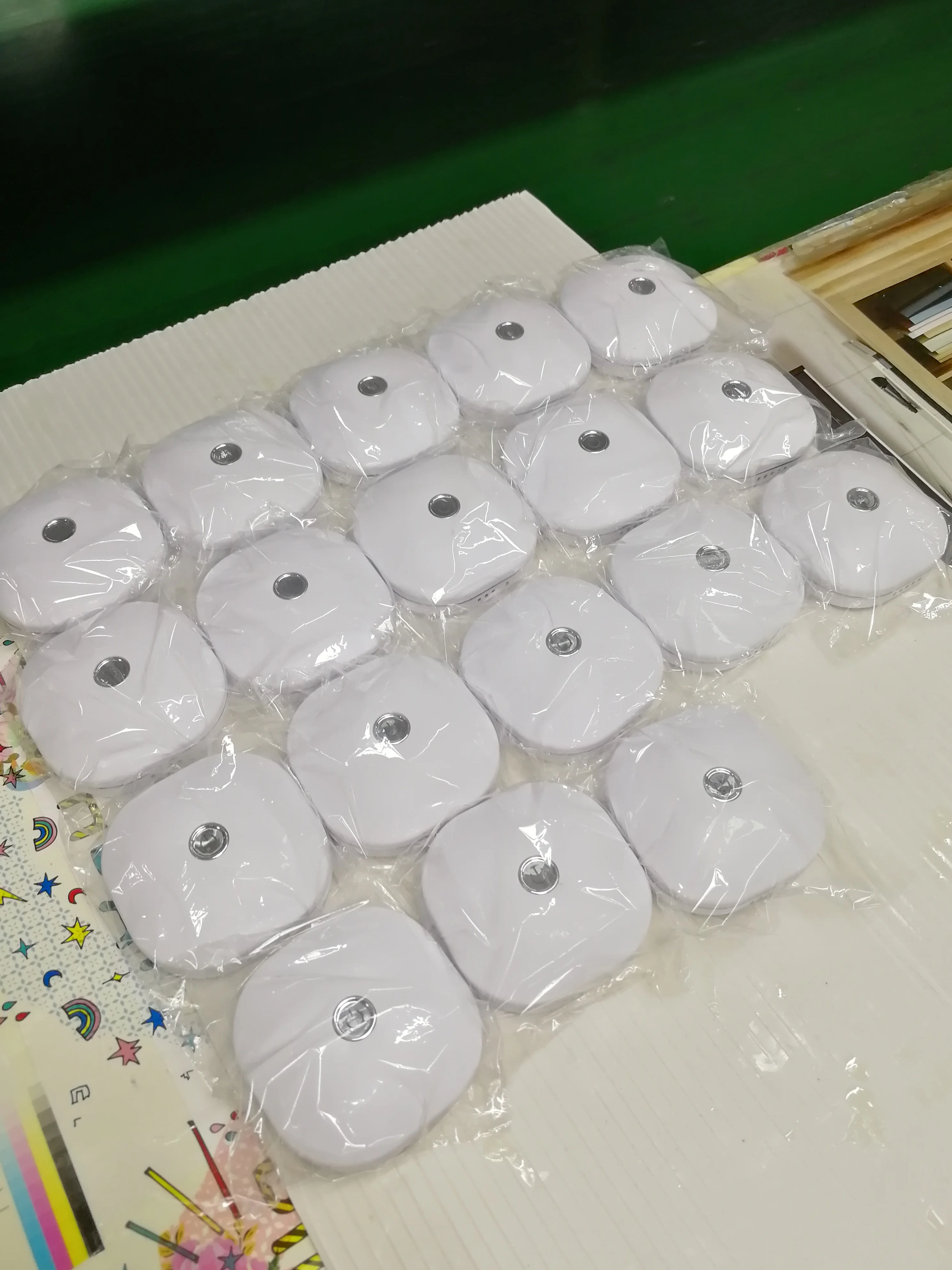 
Korea Popular Homon Patent Portable Rechargeable Ozone Sniff Deodorizing Sterilizer 