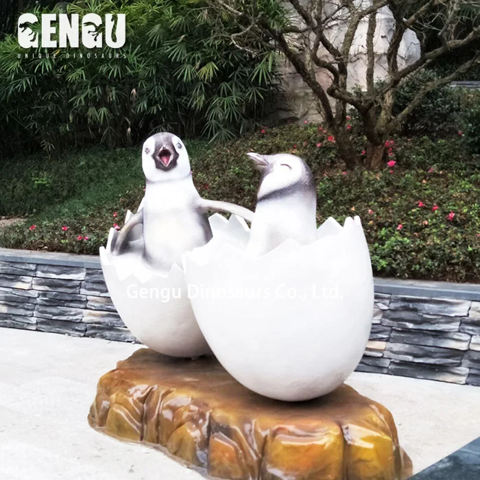 Remote Control Life Size Animal Model Animatronic Penguin Statue