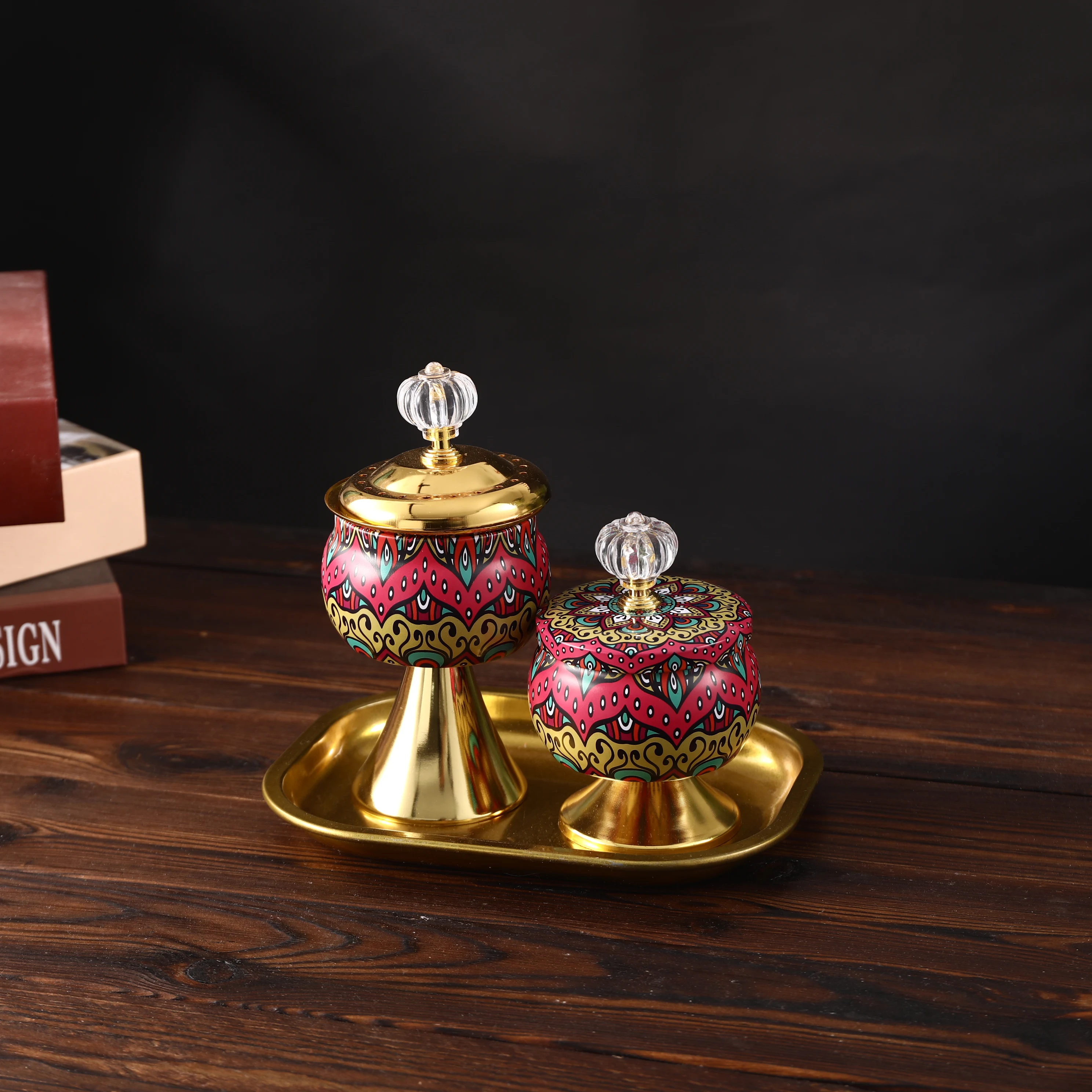 Поджигатель арабского бахоора с подносом