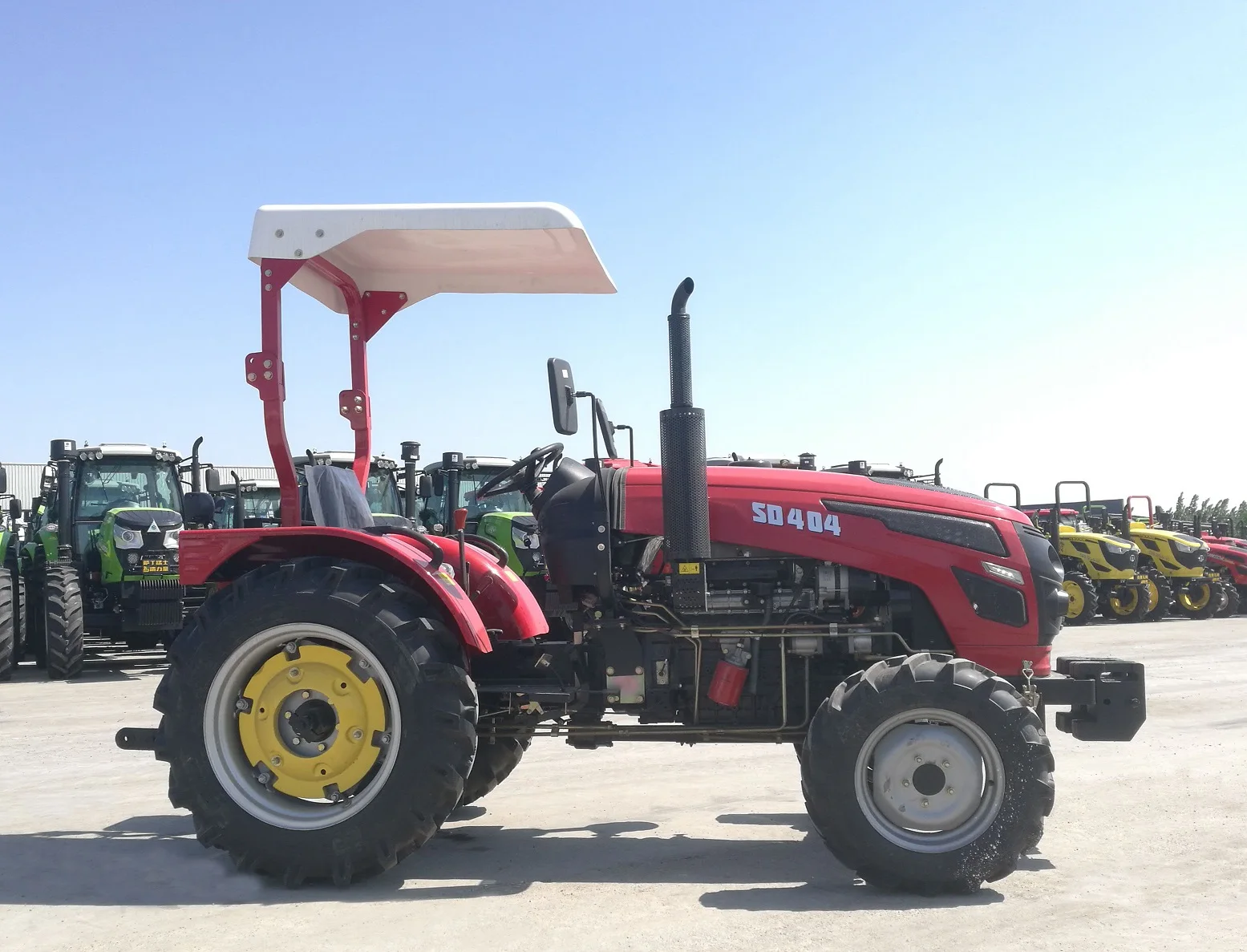 4WD 40hp Лидер продаж небольшой сельскохозяйственный трактор из