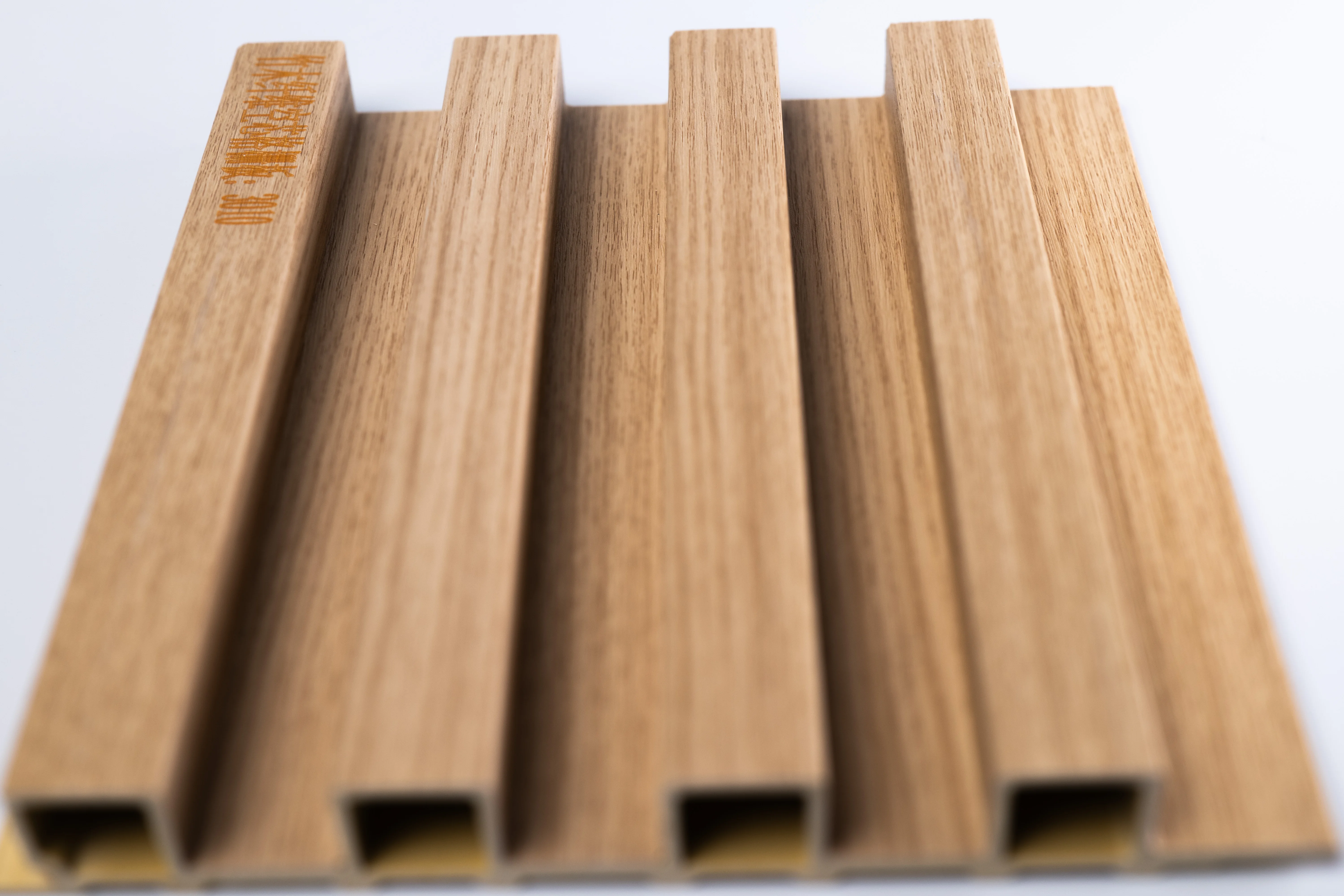 WPC wood texture Interior decoration wall panel environment-friendly weather resistance wall panels for home