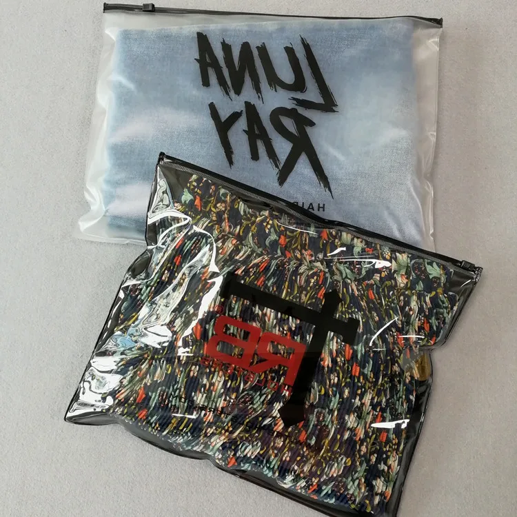 
Circle PVC lock plastic bag for clothing bikini bag Custom Hot sell PVC zipper bag 