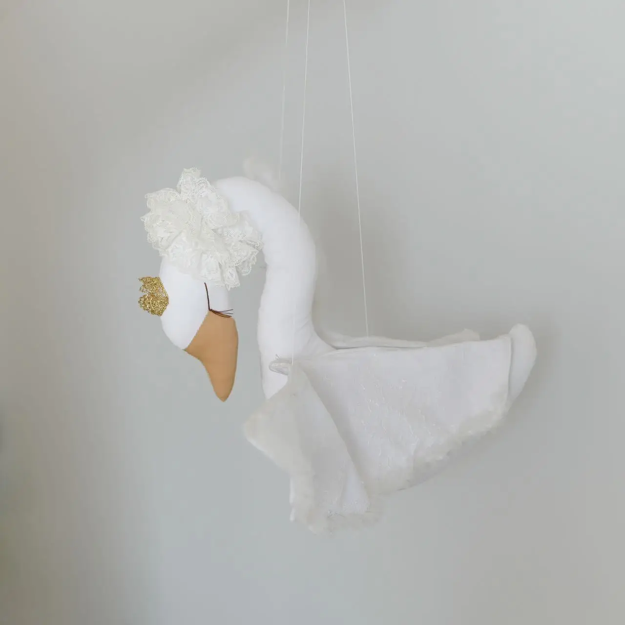 Hot Selling  Creative Wall Hanging Stuffed Doll White Swan Animal Doll Home Decor Stuffed Toy For Kids