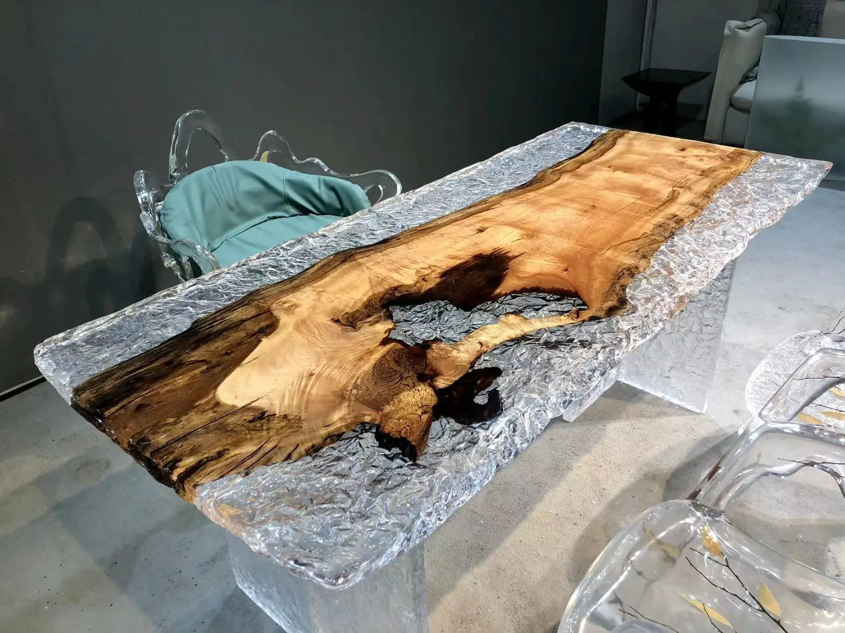 Transparent glass pattern epoxy resin table top wood golden camphor resin coffee table