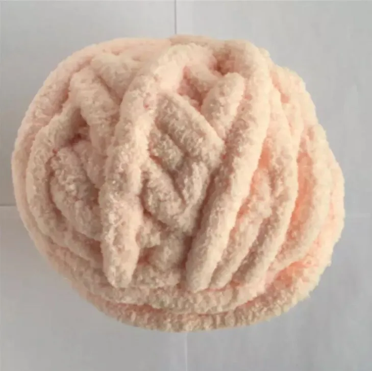 China Factory Wholesale Giant Super Chunky Big Soft Chenille Yarn For Hand Knitting Blanket Machine Washable