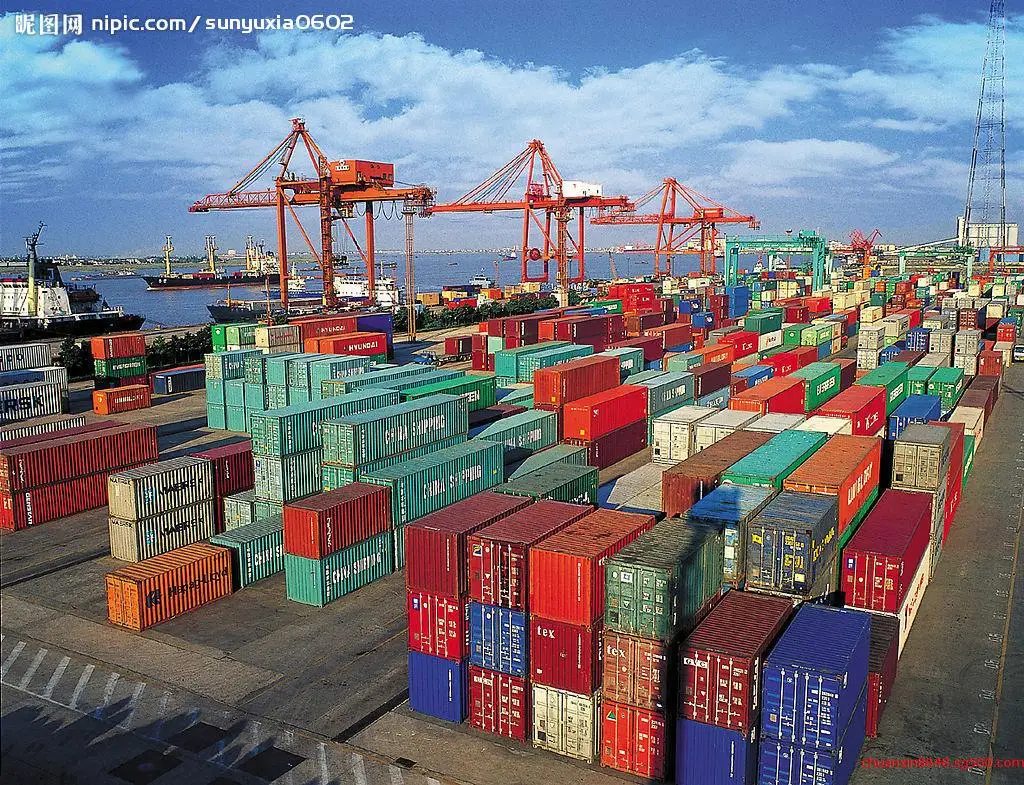 Cheap 40HQ container shipping service from China to the US port to port freight