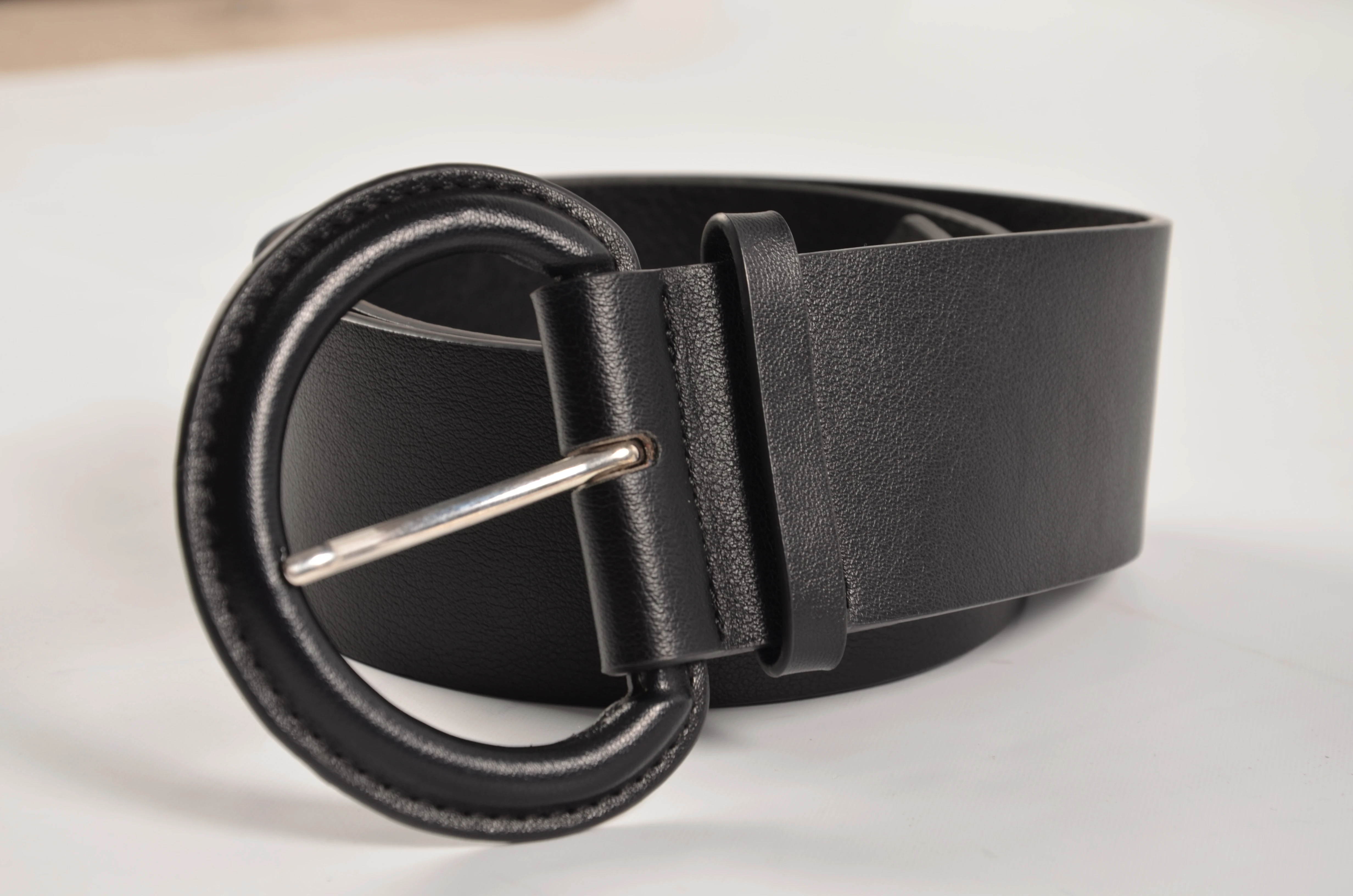 Kulanyane Cheap Price Wholesale Ladies Belt Female Fashion Belts For Women Designers Belt Leather