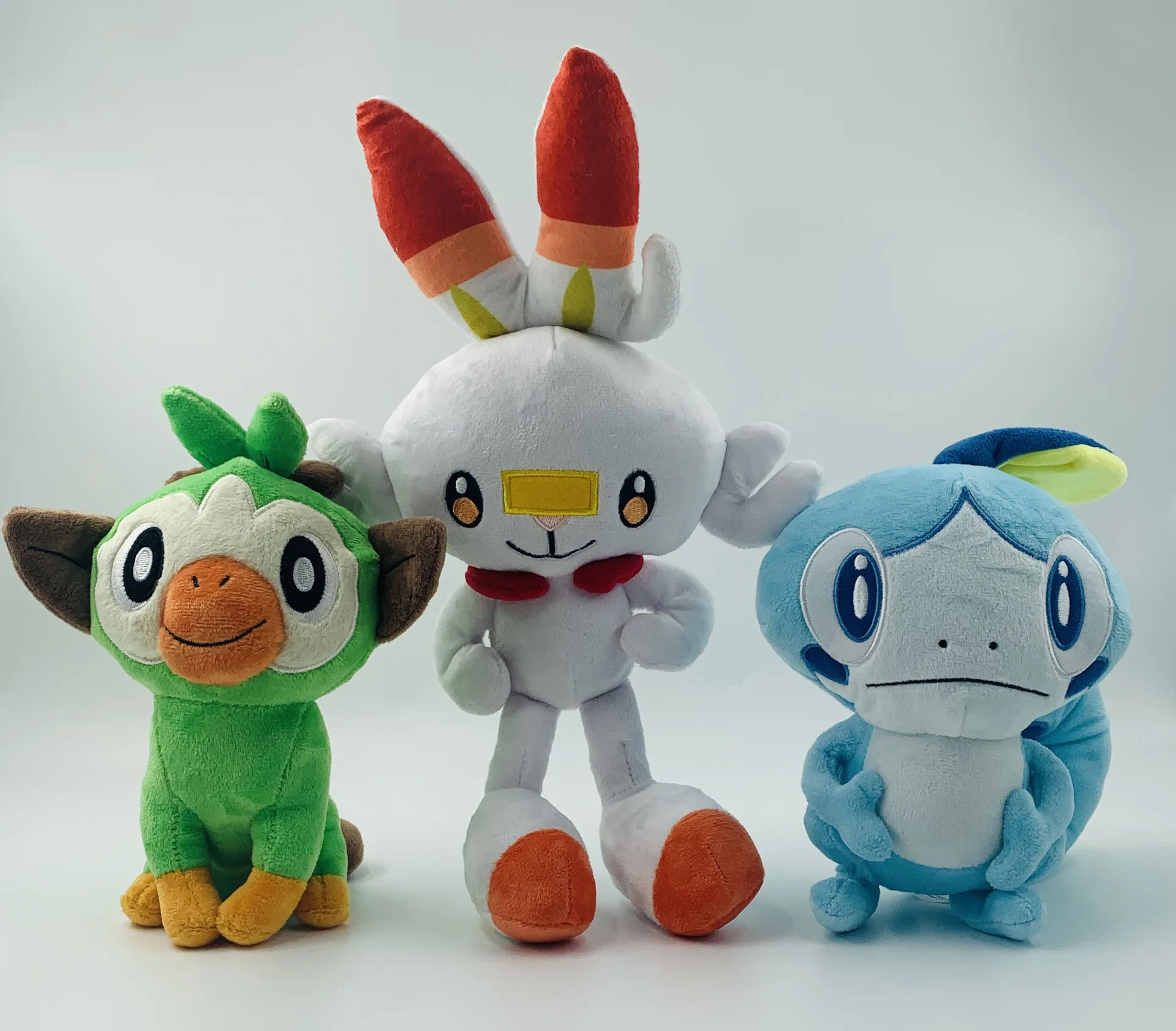 New 25cm Small Sword Shield Royal Three Inflammation Rabbit Sound Monkey Tear-eyed Lizard Plush Toy