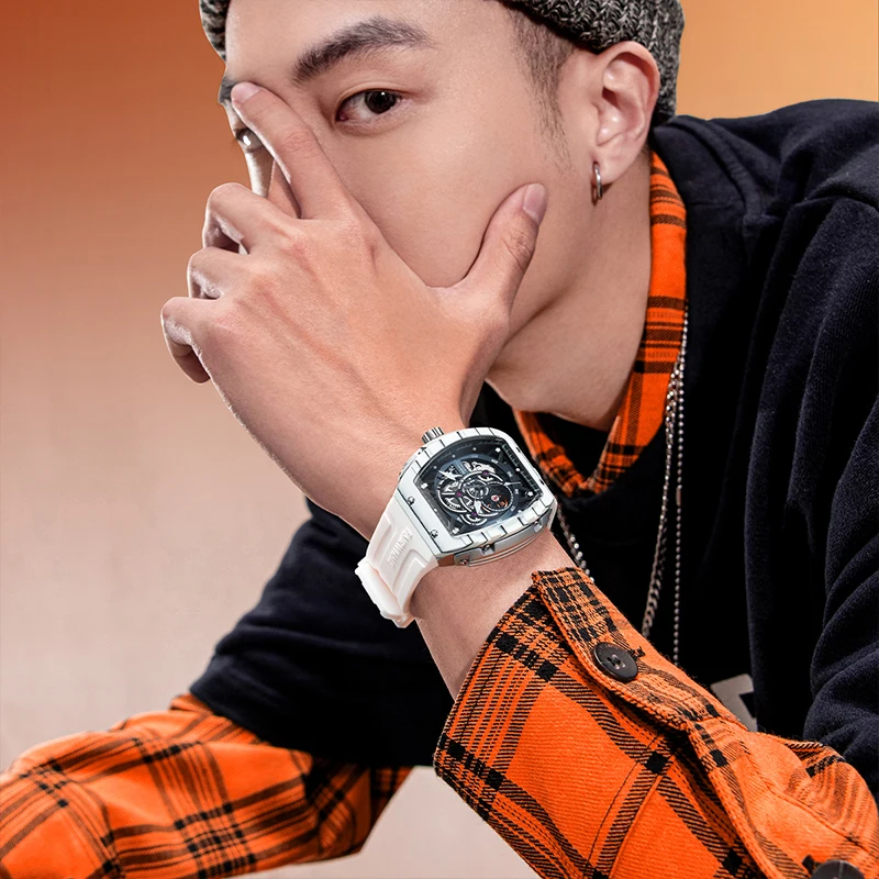 Custom Logo FashioSports Men Watch 3ATM Waterproof Carbon fiber watch case Automatic Mechanical Watch