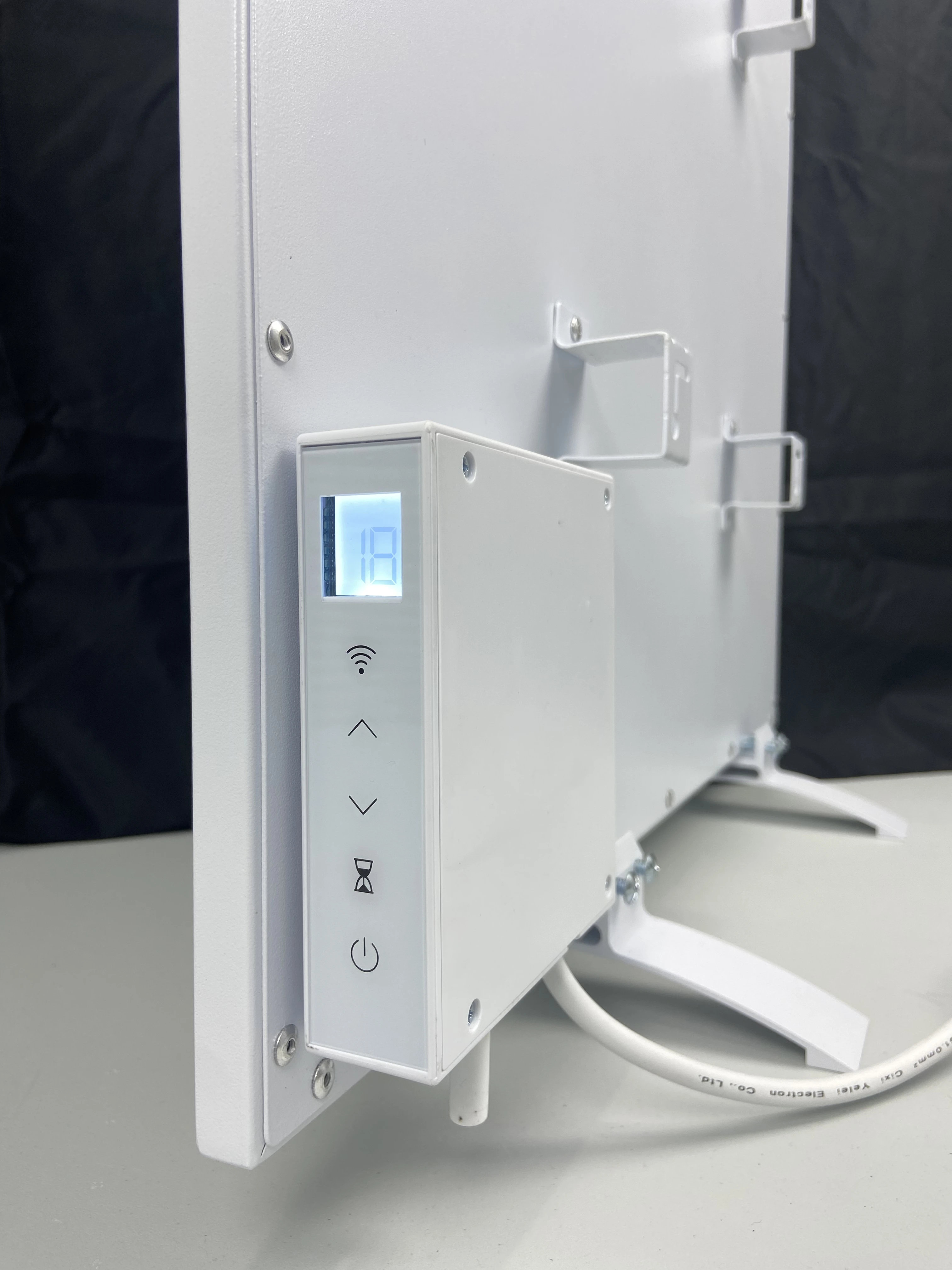 Home Use Far Infrared Carbon Crystal Panel Heater Aluminum Frame Wifi App Control Wall Heater