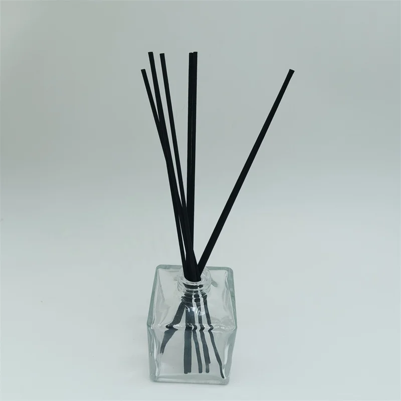 Wholesale Aromatherapy Volatile Stick Household Product Straight White  Aroma Fiber Stick Black Diffuser Stick For Glass Bottle