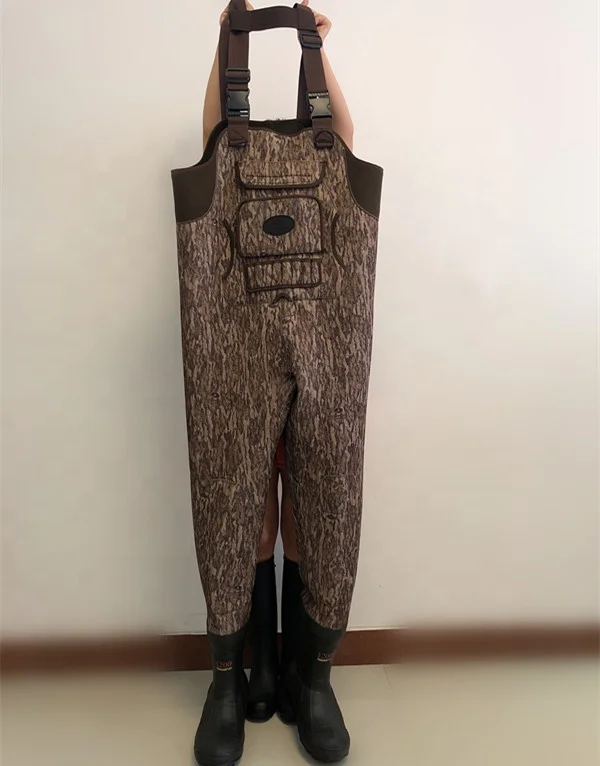 5mm camo rubber neoprene custom 100% waterproof thigh fishing waist high chest fishing hunting safety wader with boots for sale