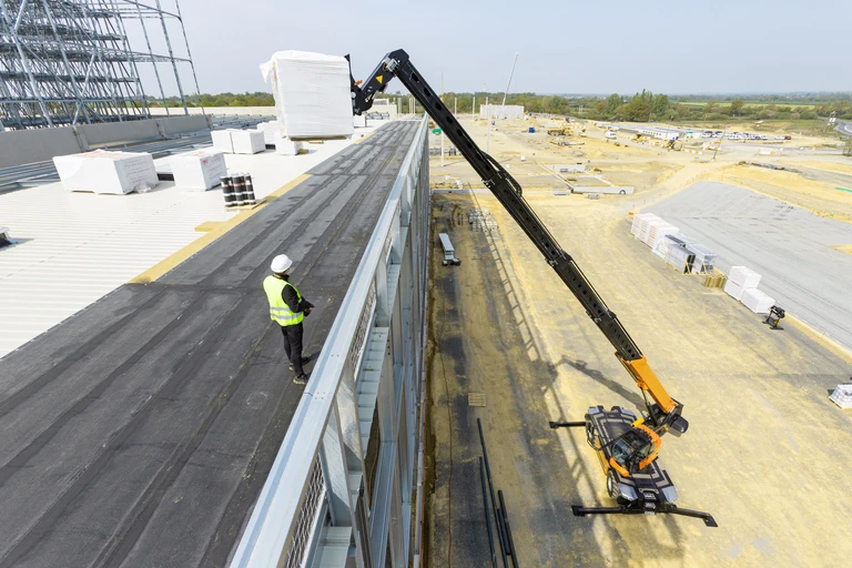 FORWARD Multi-Functional Rotary Fork Loading Car Loader with Diverse Affiliated Equipment