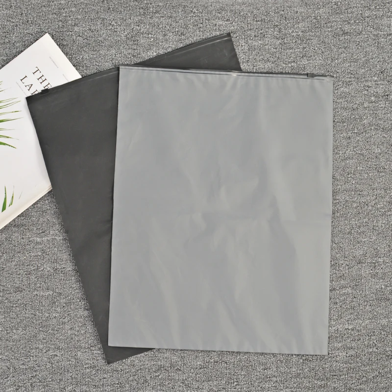 custom frosted matte black clothing zipper bags tshirt eva custom frosted zipper polybags custom ziplock bags for garment