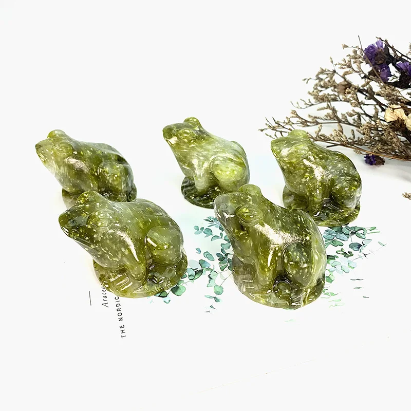 wholesale spiritual rock natural green jade frogs healing stone caving meditation crystals frogs gemstone green jade frogs