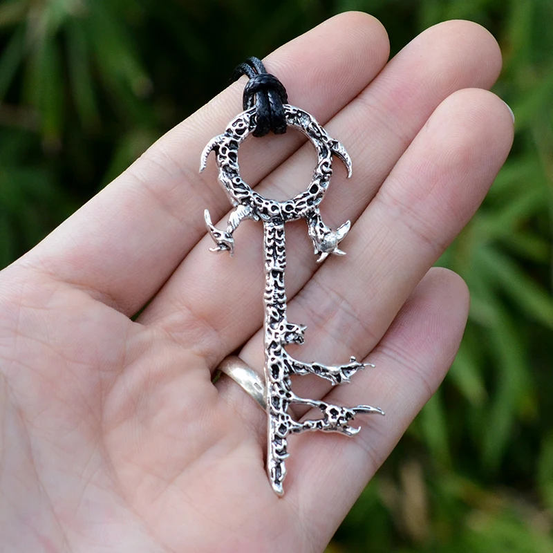 Wholesale Gothic Key To Hell Pendant Necklace Wicca Pagan Cthulhu Skeleton Designer Key Necklace For Women Men