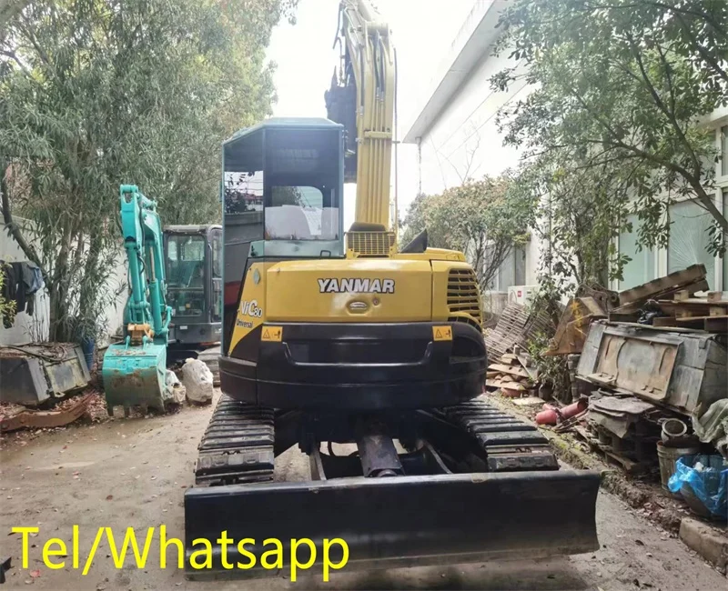 Yanmar VIO80 экскаватор. 2012 год одобрен EPA. С качелями бульдозером гидравлическим большим пальцем и резиновыми прокладками.
