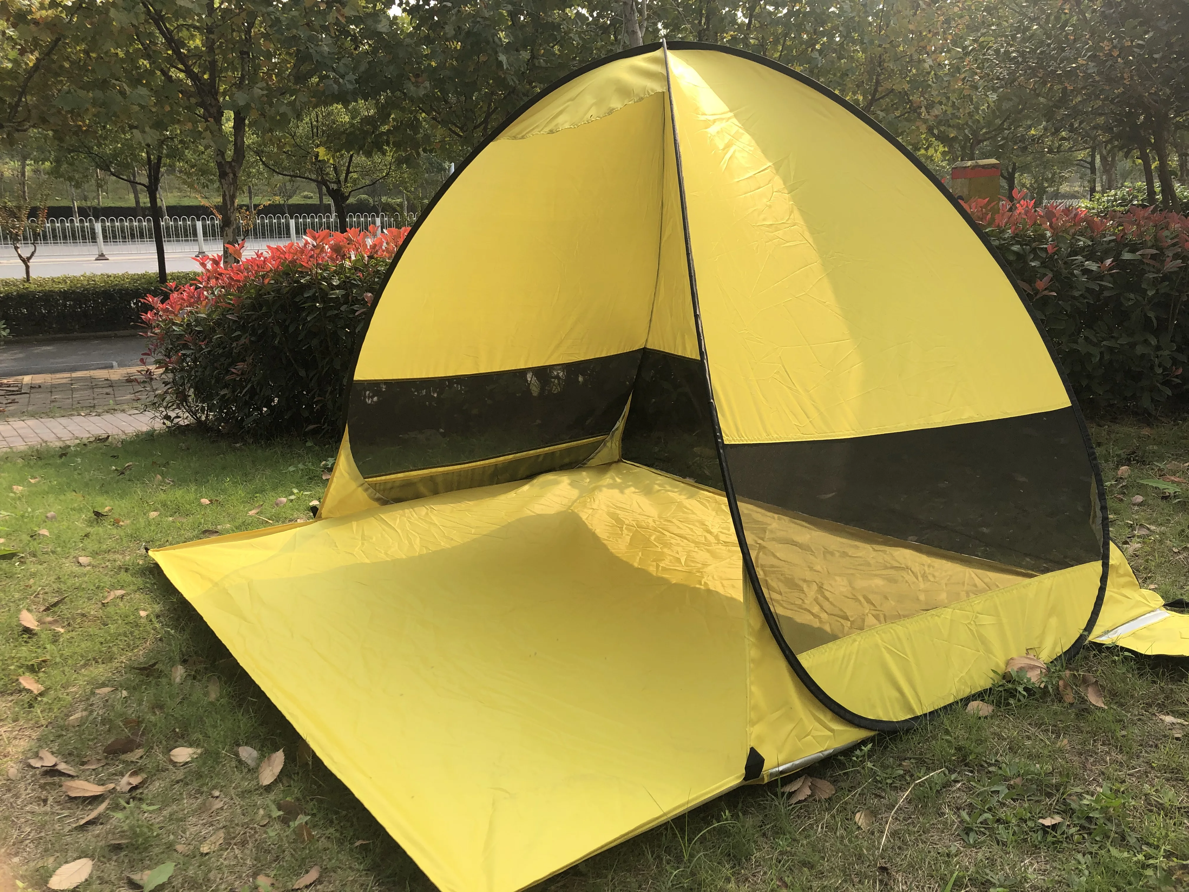 Hot selling Beach/Car Umbrella Tent Setup Lightweight Build Fast Canopy instant beach tent