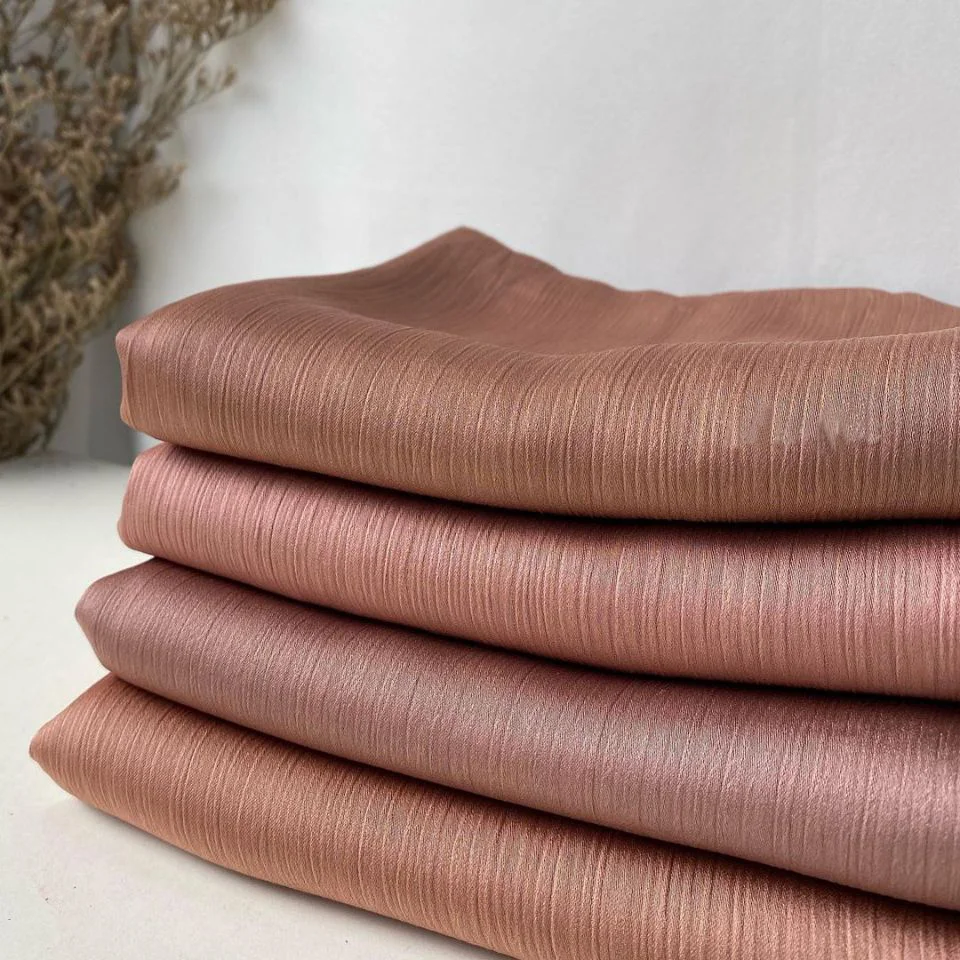 Wholesale Textured Satin Shawl Headscarf Silk Scarves Tudung Muslim Women Crinkle Silk Satin Hijab satin silk hijab shawls