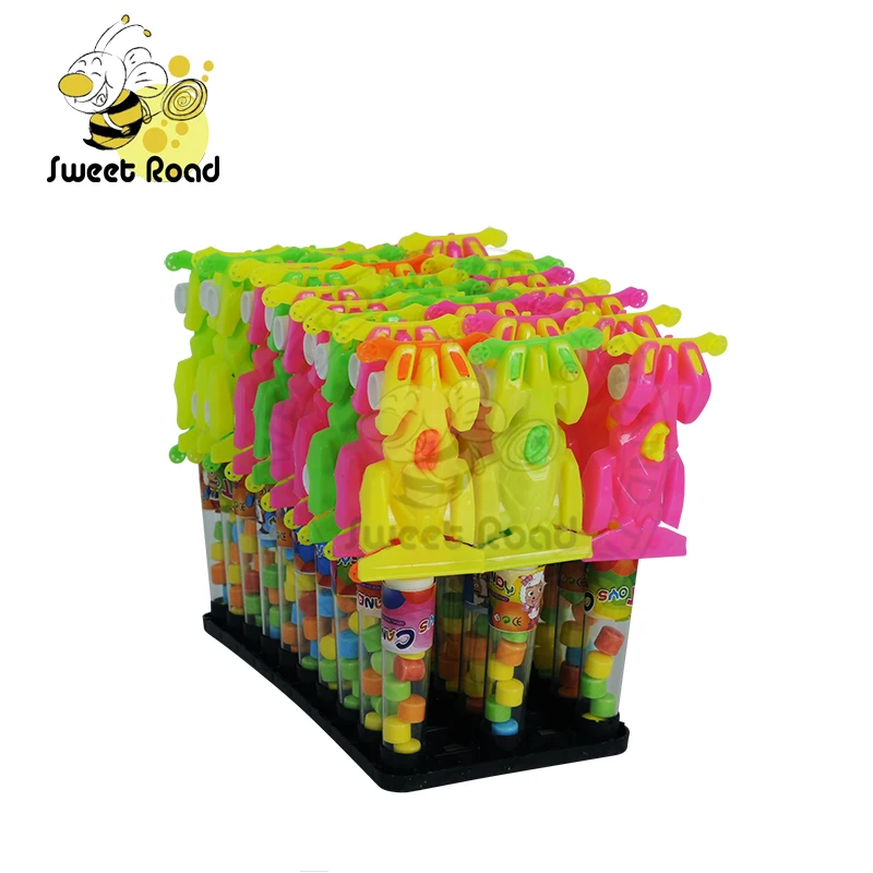 Простой гоночный игрушечный конфет с таблеточным сахаром и