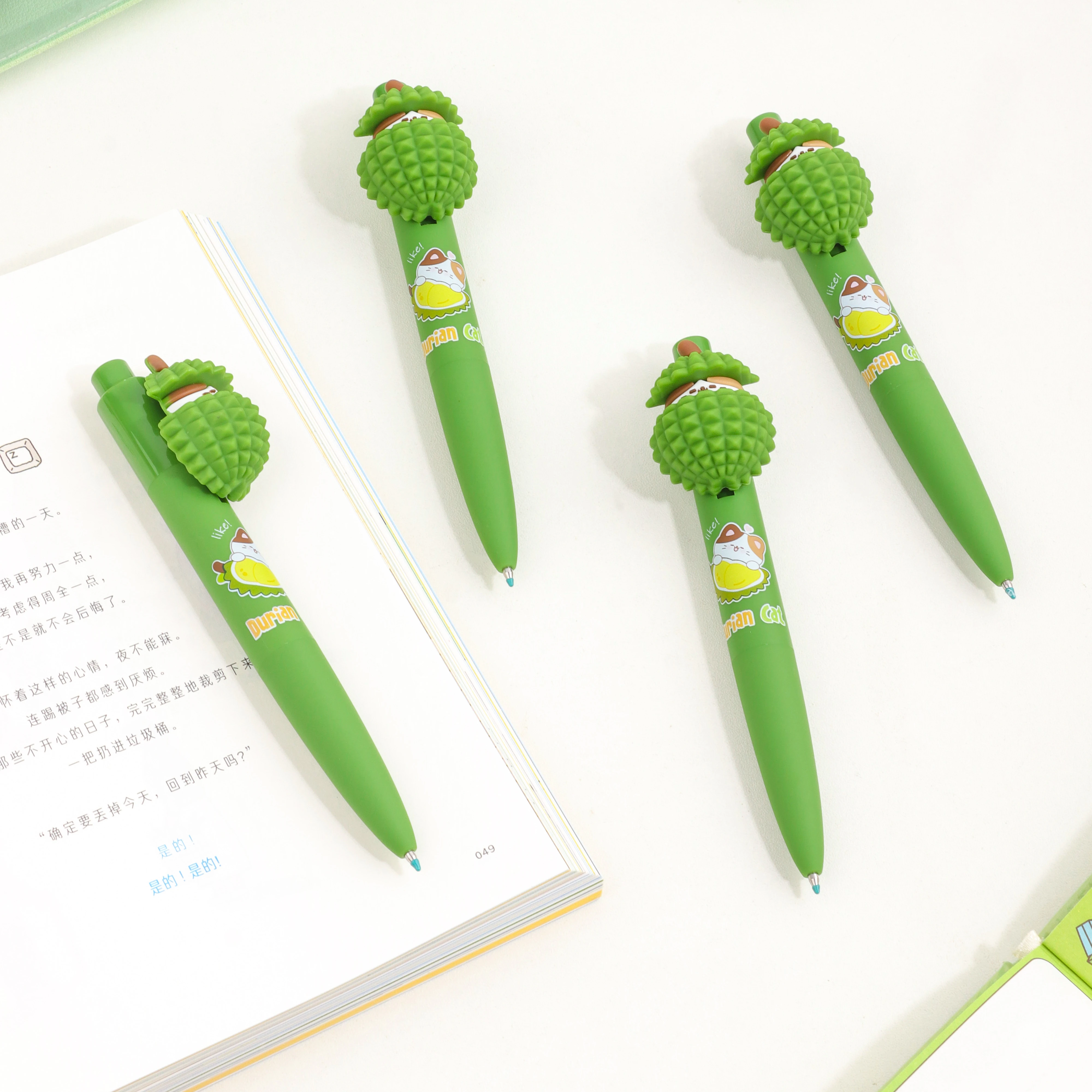 KUKI Creative Novelty Gift Plastic Decorative DIY Beaded Pens Surprise Durian Ballpoint Pens