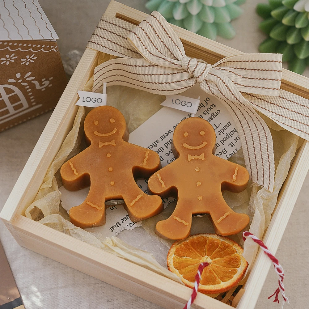 LE132 Factory made high quality gingerbread man shaped craft candles that make great Christmas gifts