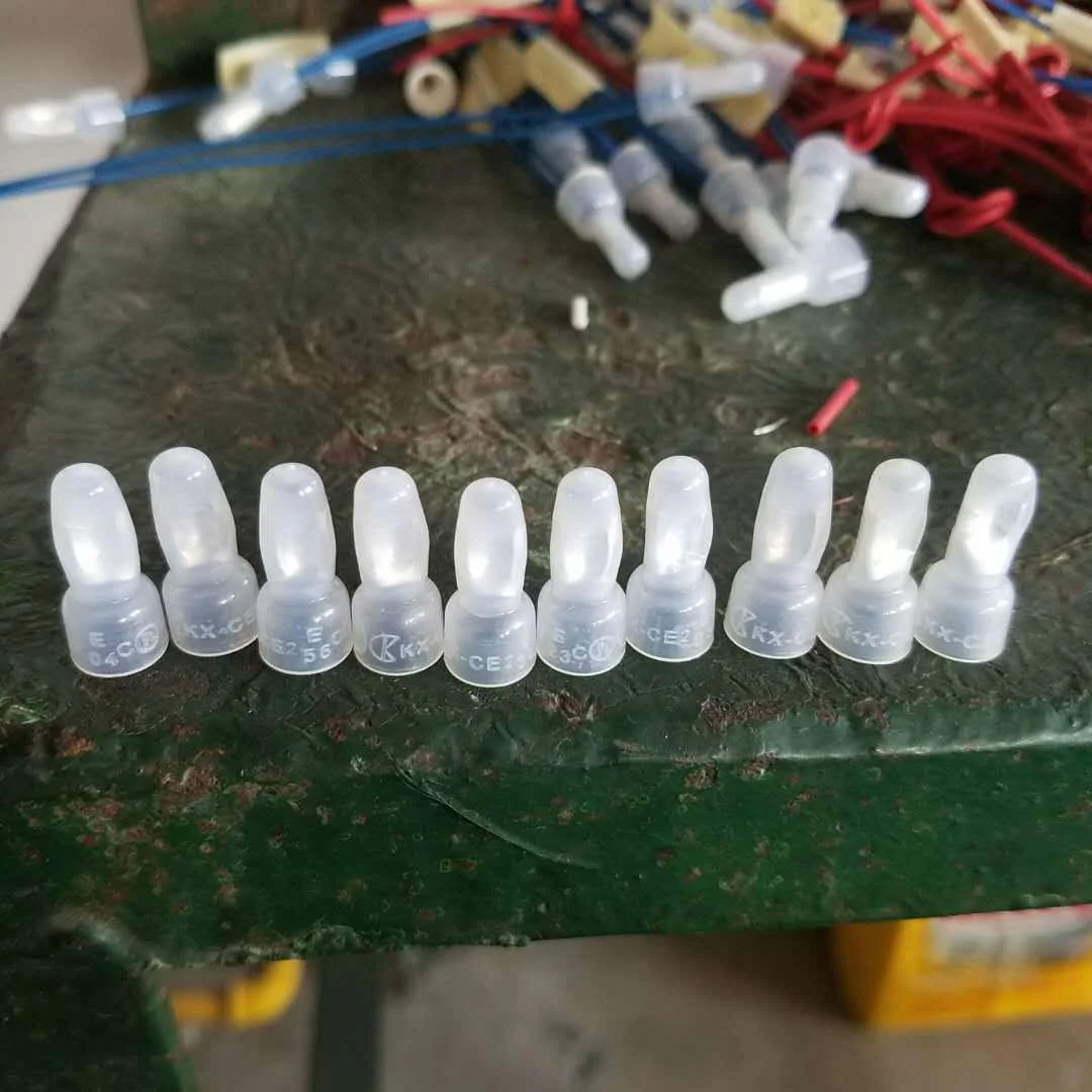 Foshan factory supply high quality nylon insulation ce2 plastic crimp type splice wire connector