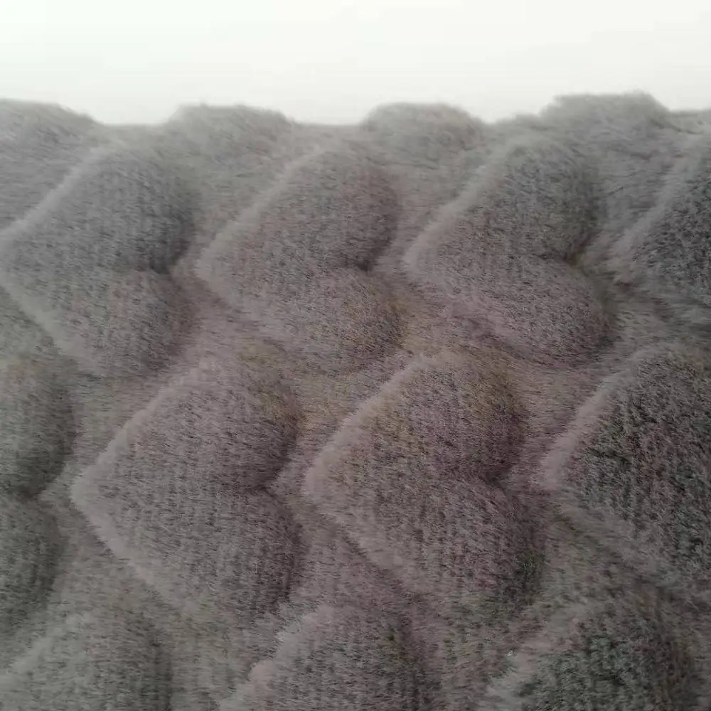 Оптовая продажа, Высококачественная 100% Полиэстеровая ткань из искусственного меха с рисунком сердца для изготовления игрушек