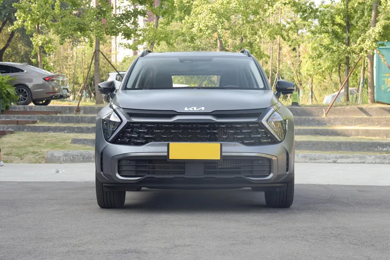 Explosive Models SUV Kia Sportage 2023 Cheap New Car Fuel Vehicles Hybrid Car 4WD Flagship Version 210kmh for sale