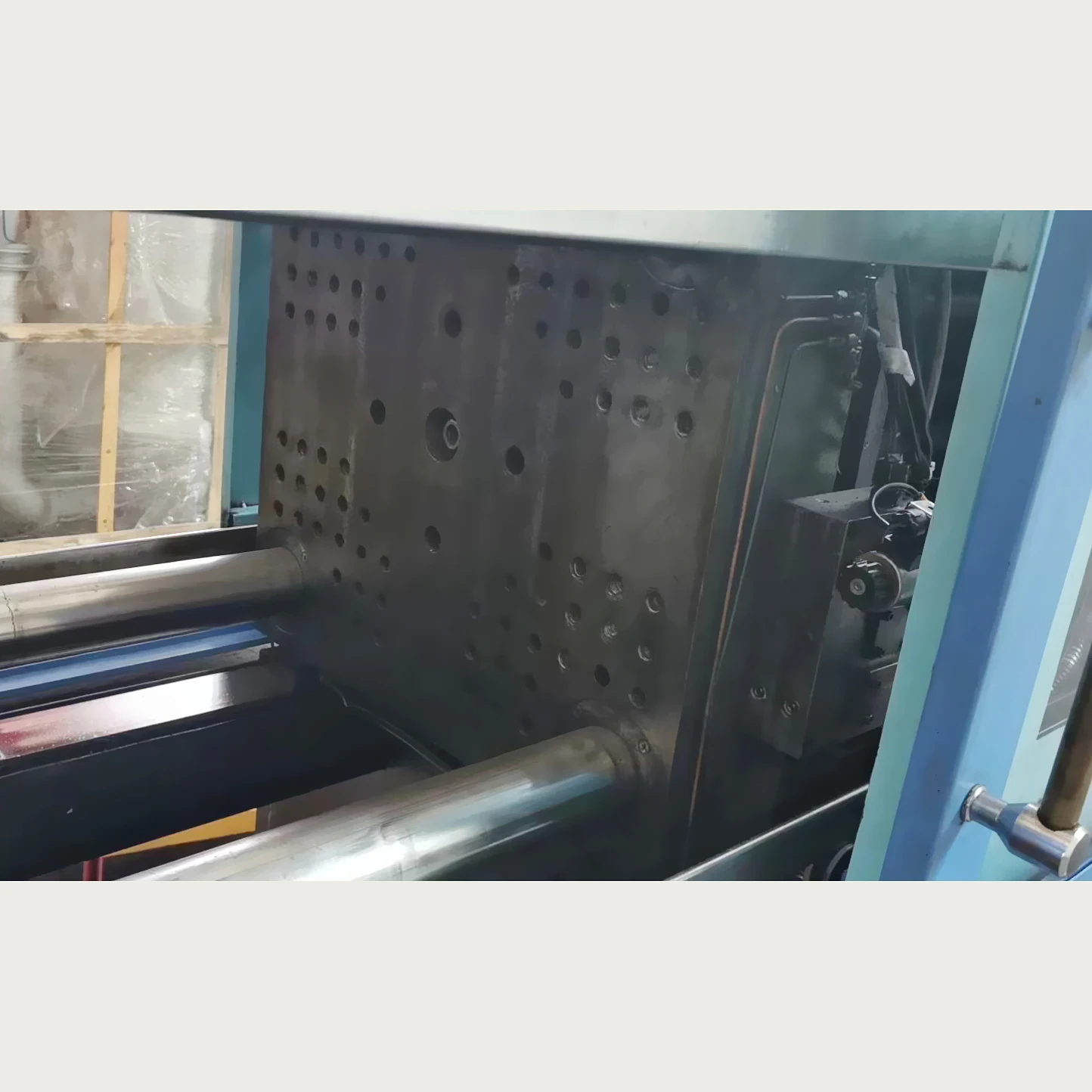 HTWK1500F Used Plastic Injection Molding Machine second hand used plastic injection molding machine