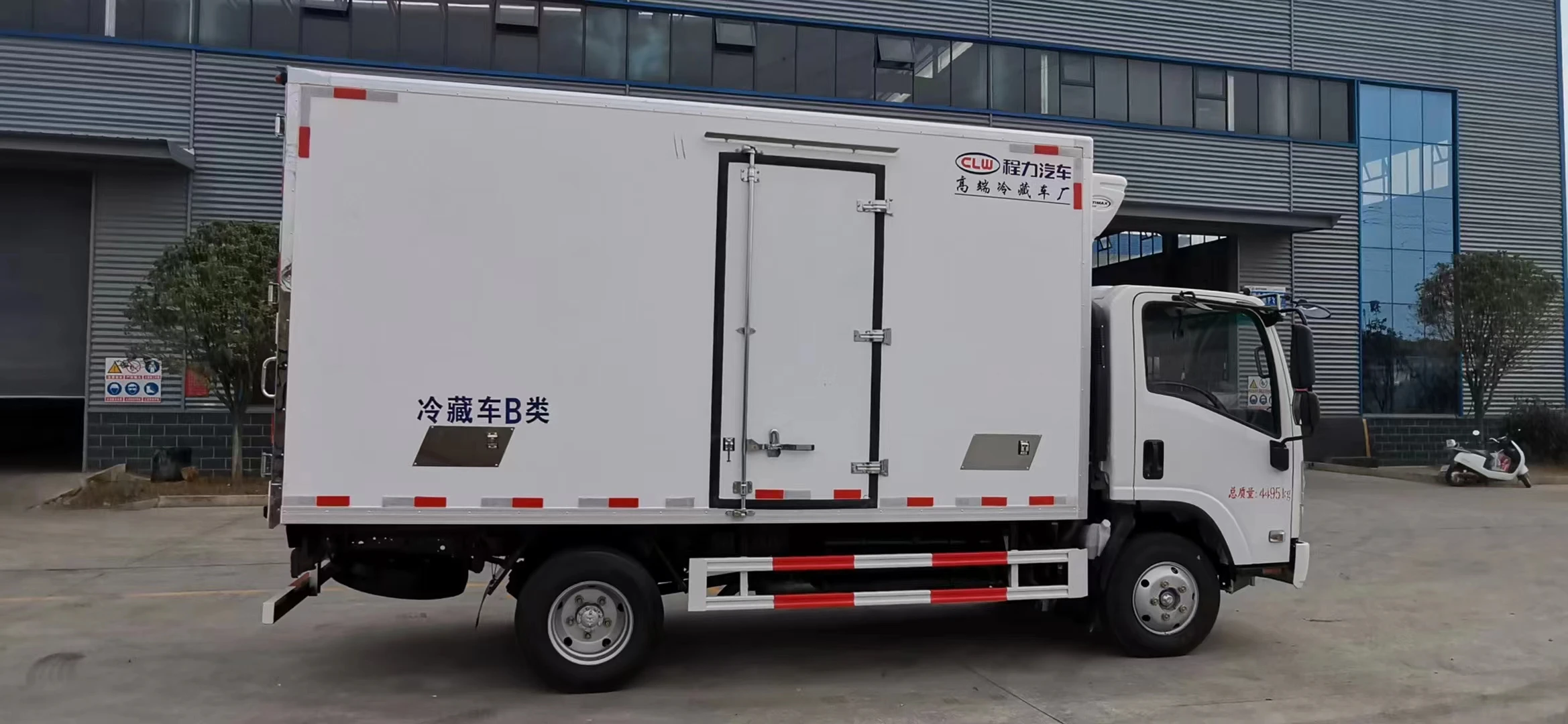 Isuzu KV600 Npr 4*2 6 колесный рефрижератор с морозильной камерой