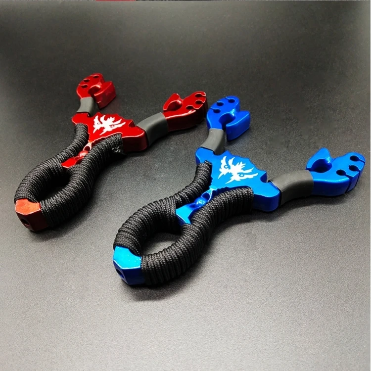 High Quality Powerful Three Card Catapult Portable Accurate Aiming Zinc Alloy Hunting Slingshot Outdoor Game Sling Shot