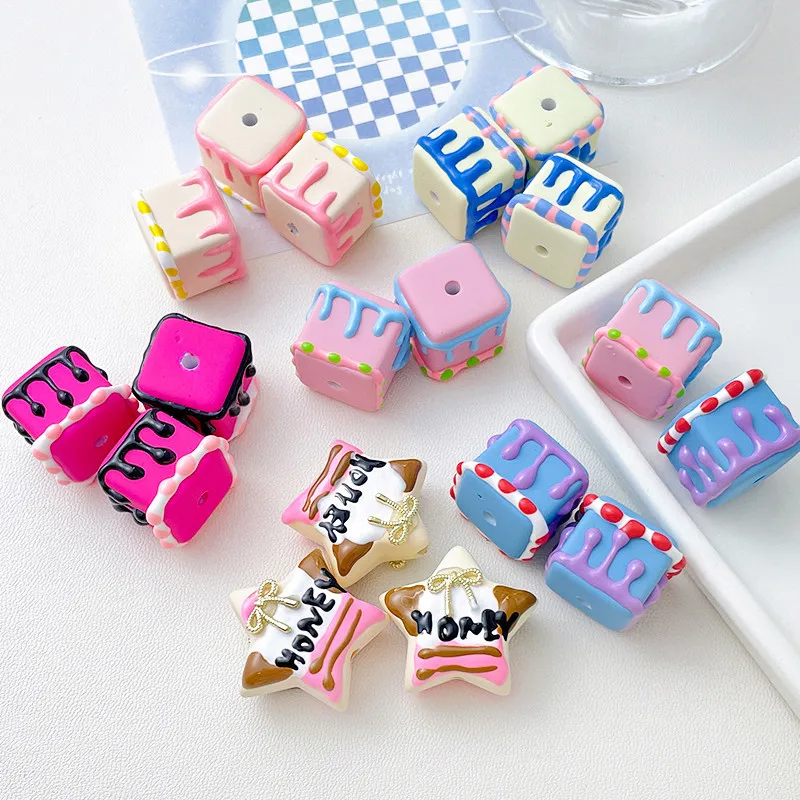 2023 DIY 18*16mm plating cartoon pink heart love print round acrylic beads bulk hand painted beads for phone chain pen making