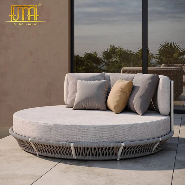 Удобная уличная садовая мебель Круглый шезлонг из ротанга у