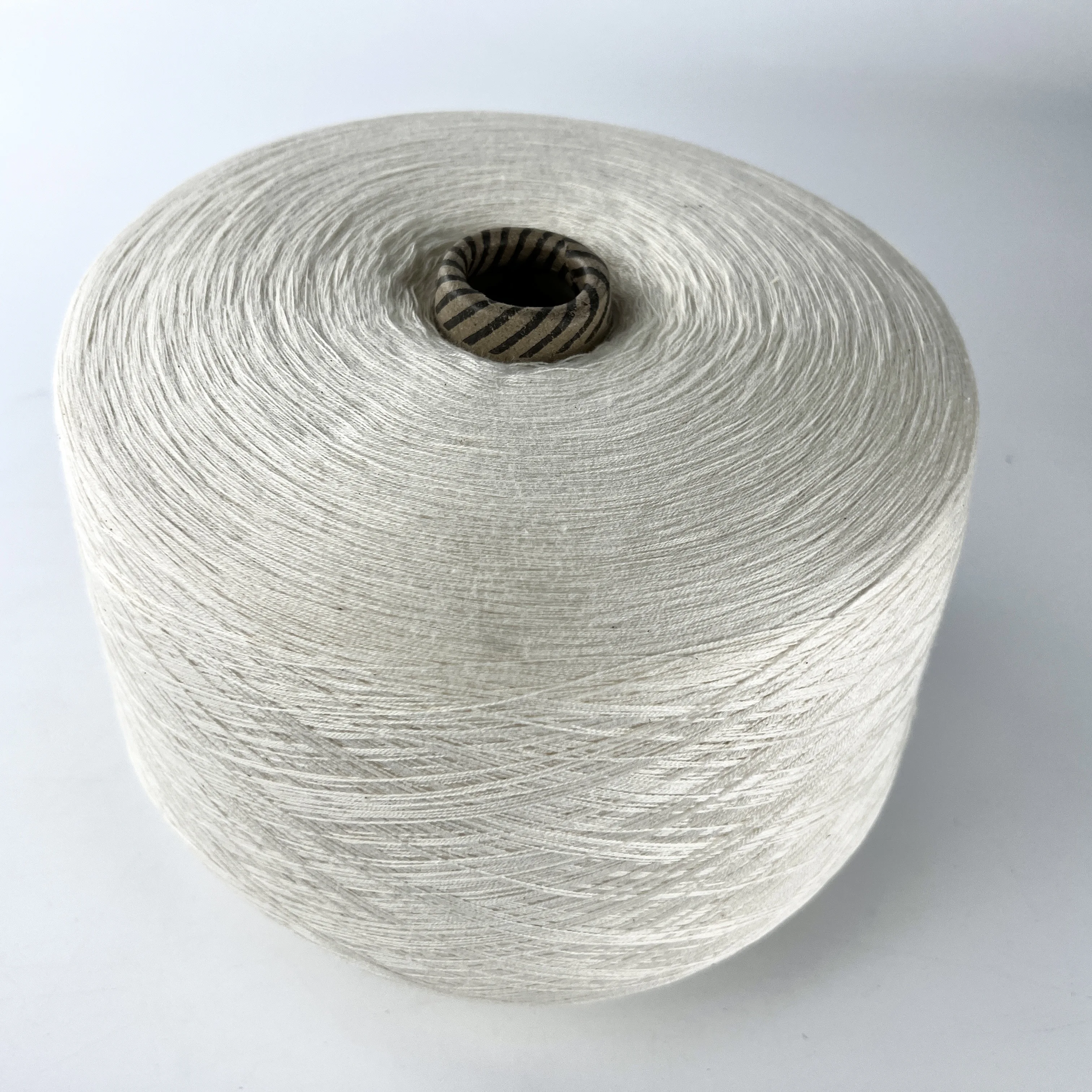 Wholesale Cotton Blend Yarn 28S/2 Acrylic 55% Cotton 45% White Raw Yarn Tufting Yarn For Knitting Socks Or Sweater