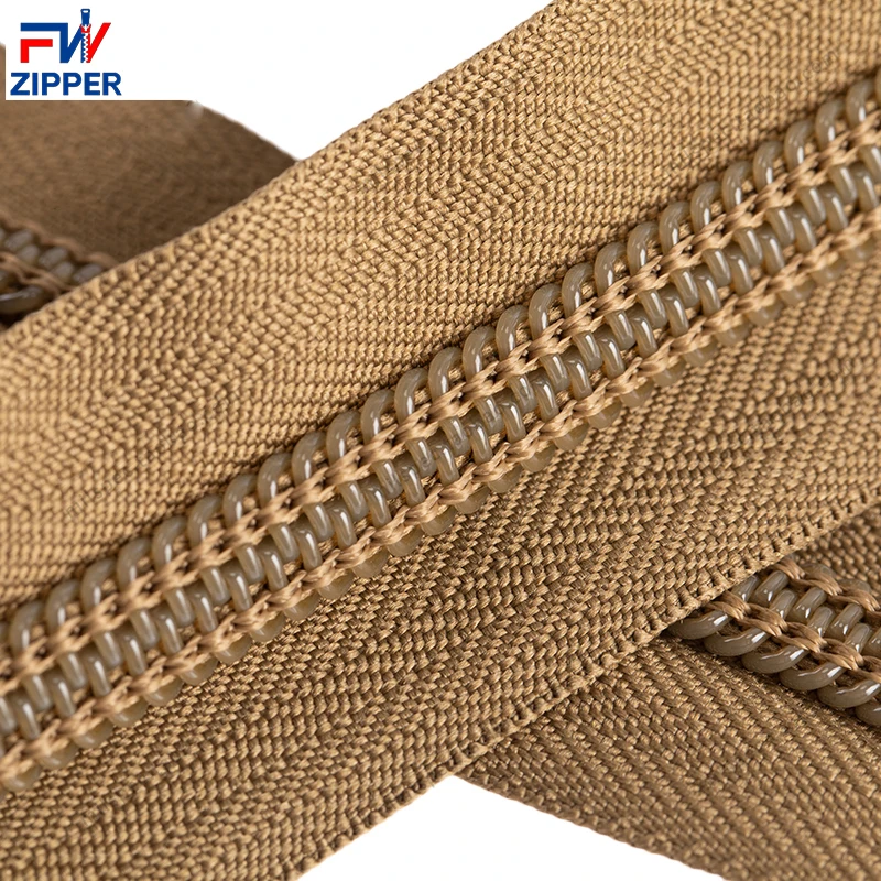 Factory custom zip 3#5#7#8#10# nylon zipper for clothes jacket suitcase zipper roll