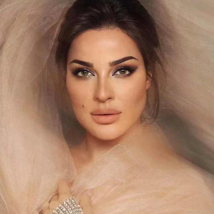 Most Popular Manufacturers Wholesale Fashion Gold Sterile Contact Lenses