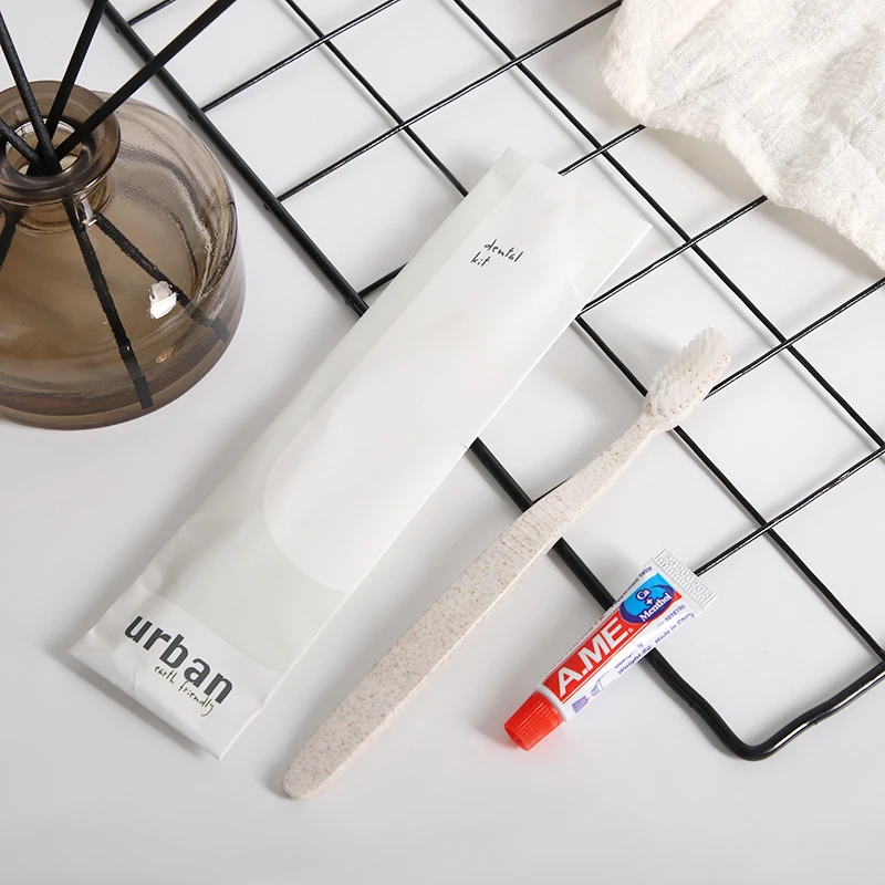 Hot Selling Hotel Bathroom Supplies Cardboard Box Pack Hotel Dental kit toothbrush Disposable Toothbrush For 5 Star Hotel