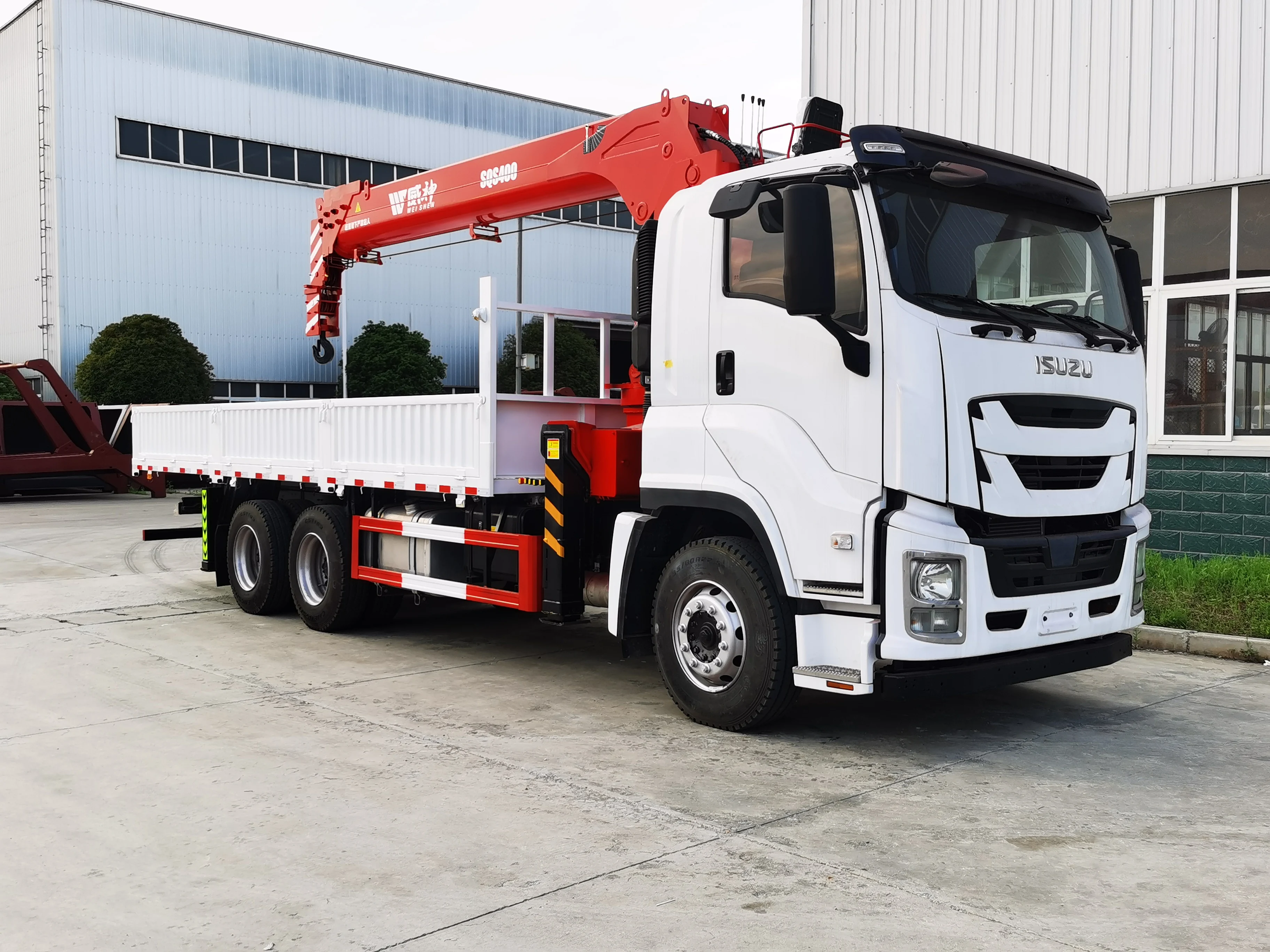 Низкая цена шасси Isuzu 6*4 грузовой мобильный кран с краном