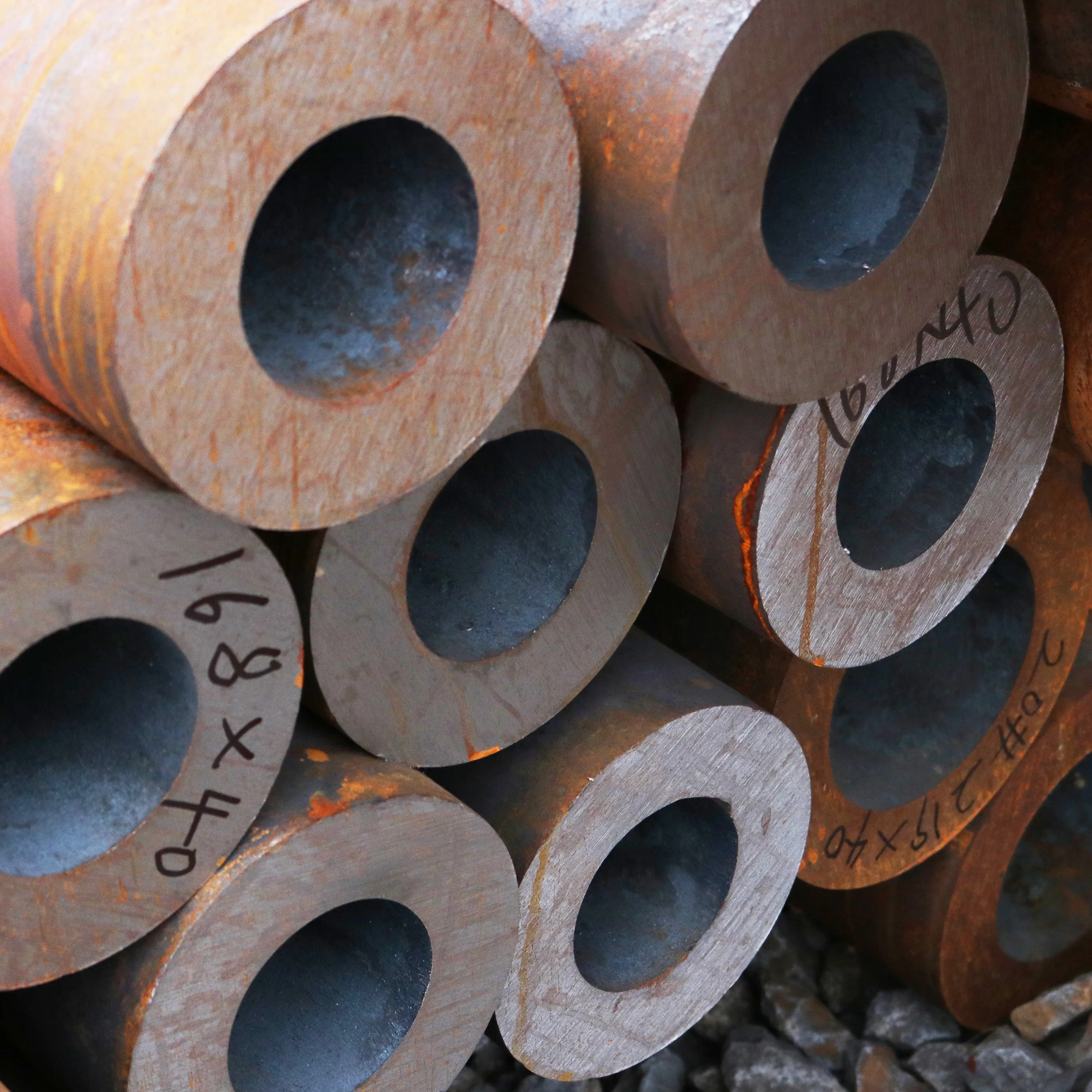 High Performance 12m Length Carbon Steel Pipe API JIS Certified Shape Drill Oil Structure Galvanized ASTM ISO9001 Boiler GS