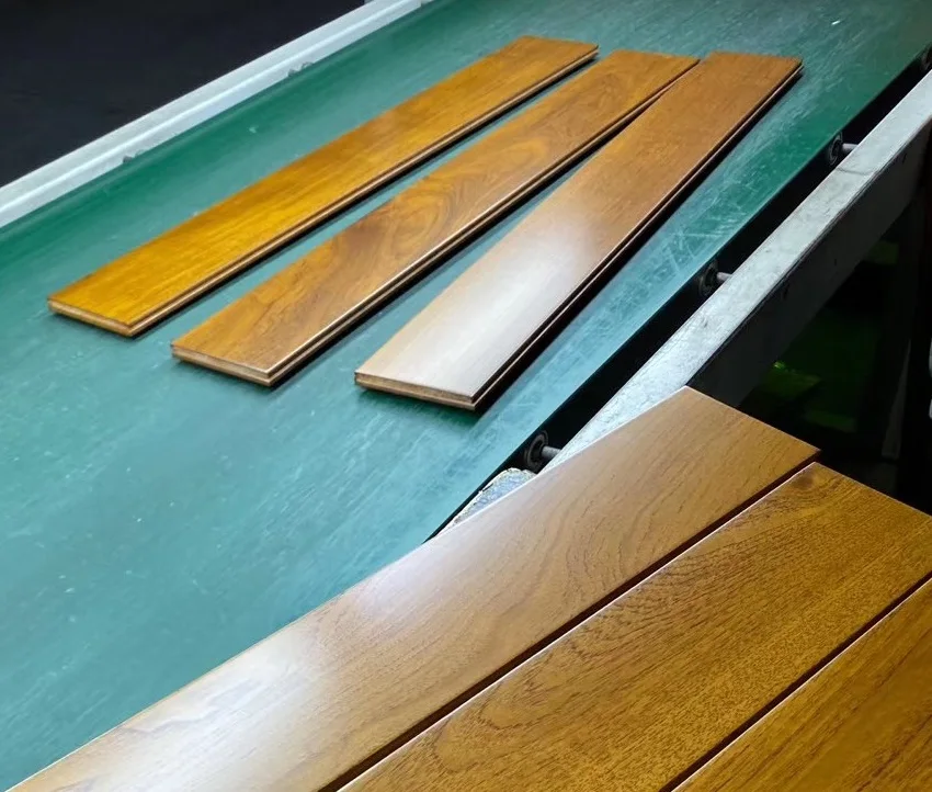 Pure solid teak wood flooring 100% solid wood flooring  High-quality solid wood