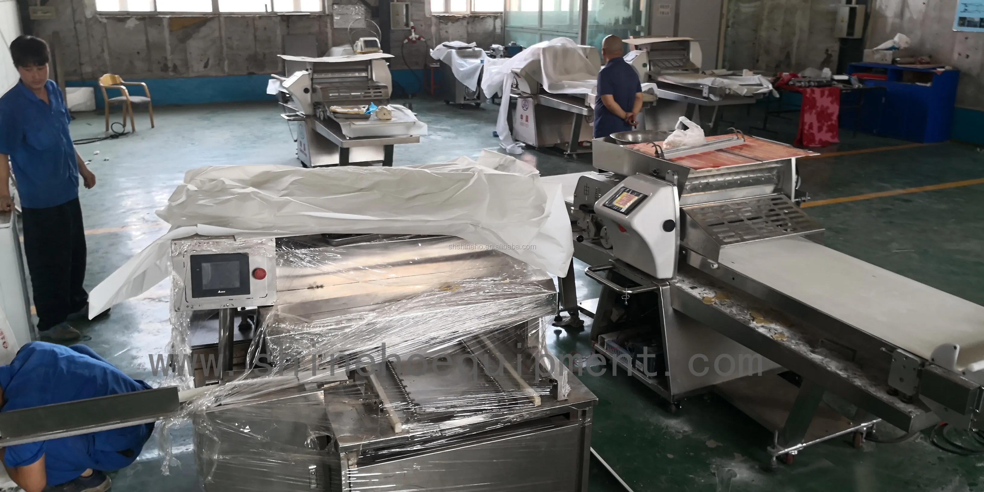 5 Blades Croissant Dough Dividing Cutting Machine Croissant Forming Machine