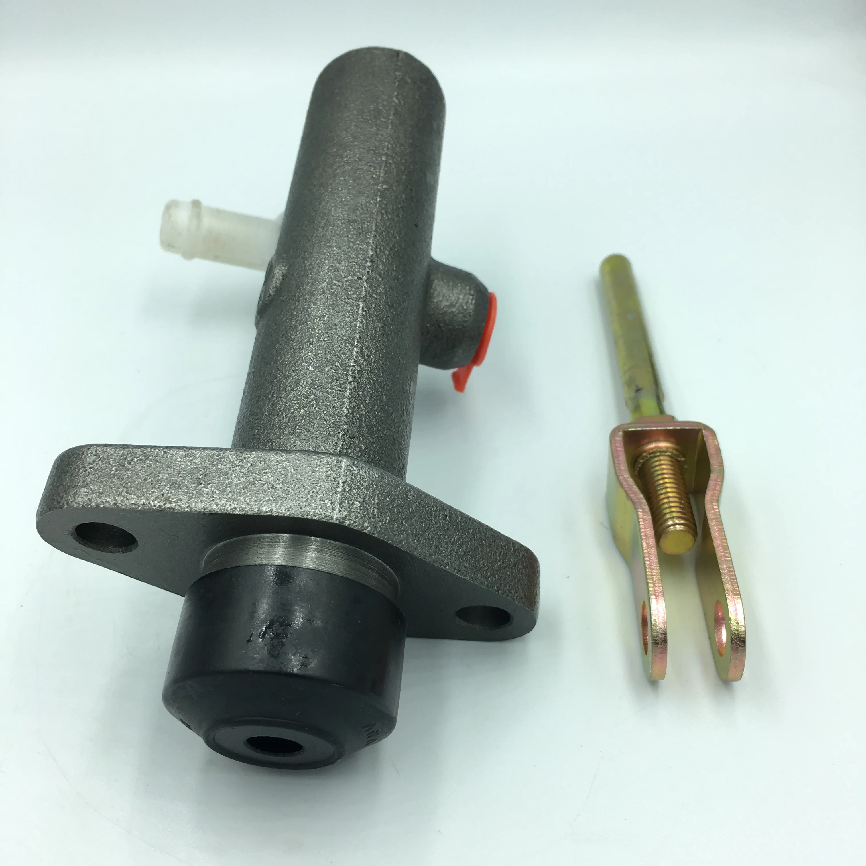 Manufacturers sell high quality automotive clutch master pumps or clutch cylinders or clutch masters for King Kong