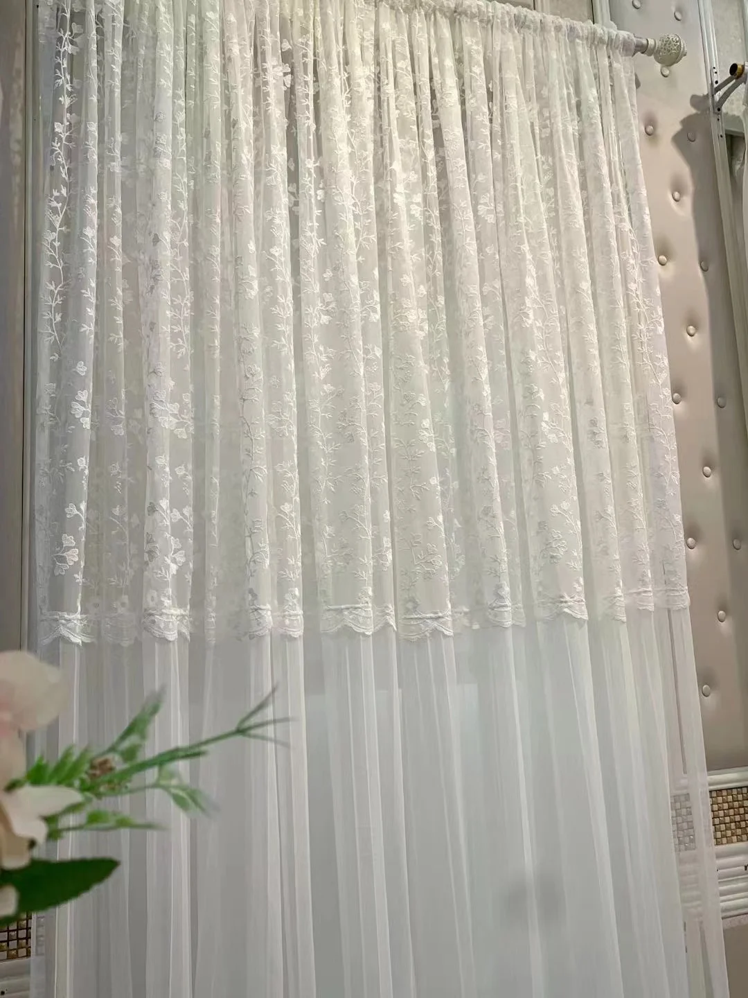 China factory wholesale home decorative living room embroidery sheer curtain with lace