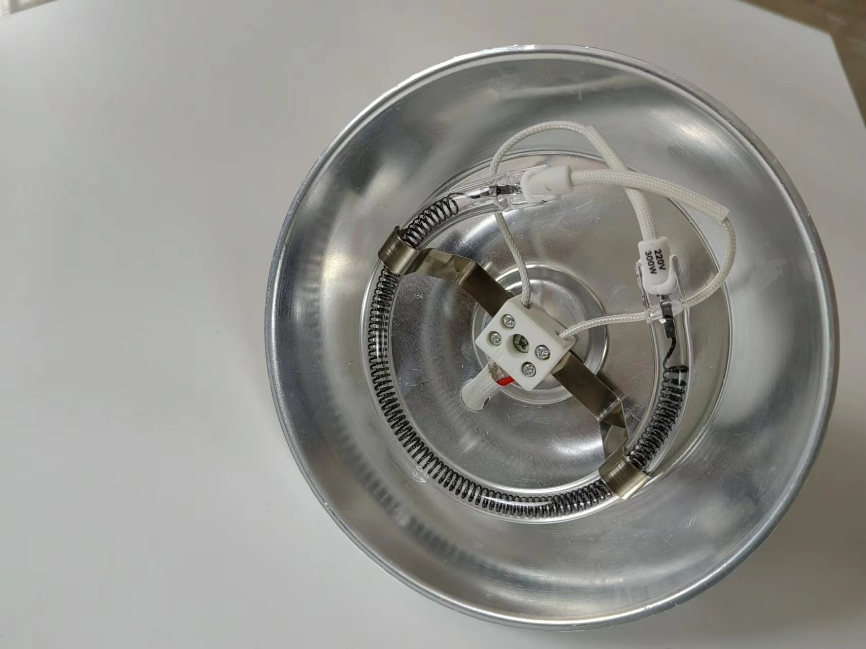 Factory direct sale poultry pig goat house heat lamp protector electric Infrared heating light lampshade for animal farm