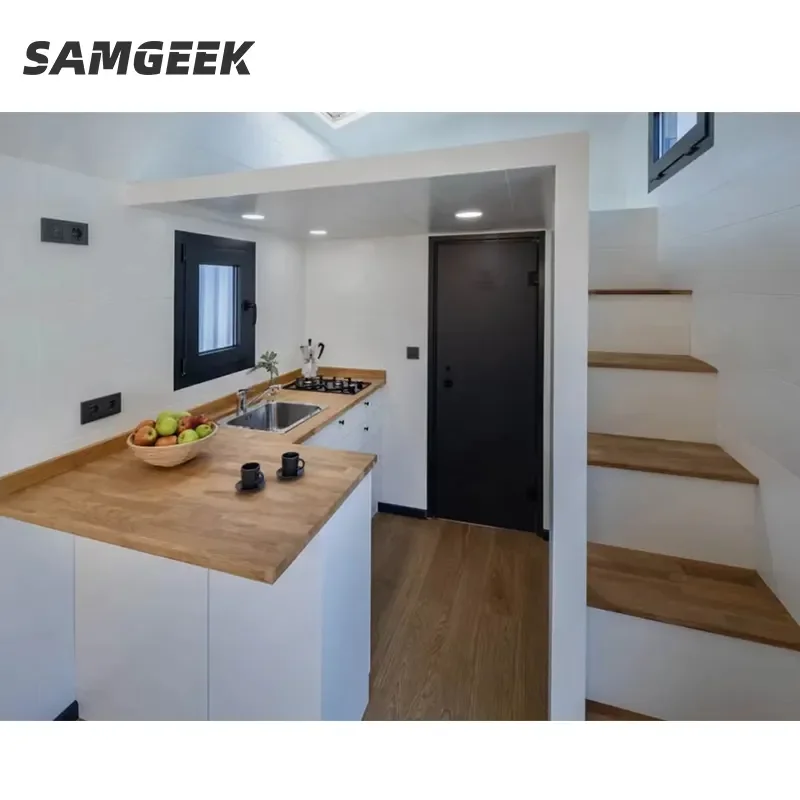 Wholesale price Tiny Home On Wheels Resort Prefabricated Wooden Trailer  Prefab Homes House