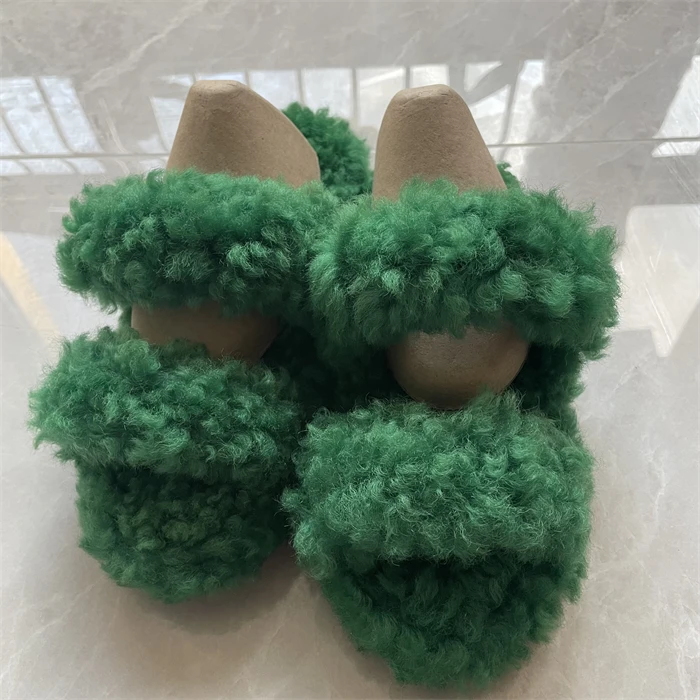 Классические зимние домашние тапочки мужские мокасины из овчины