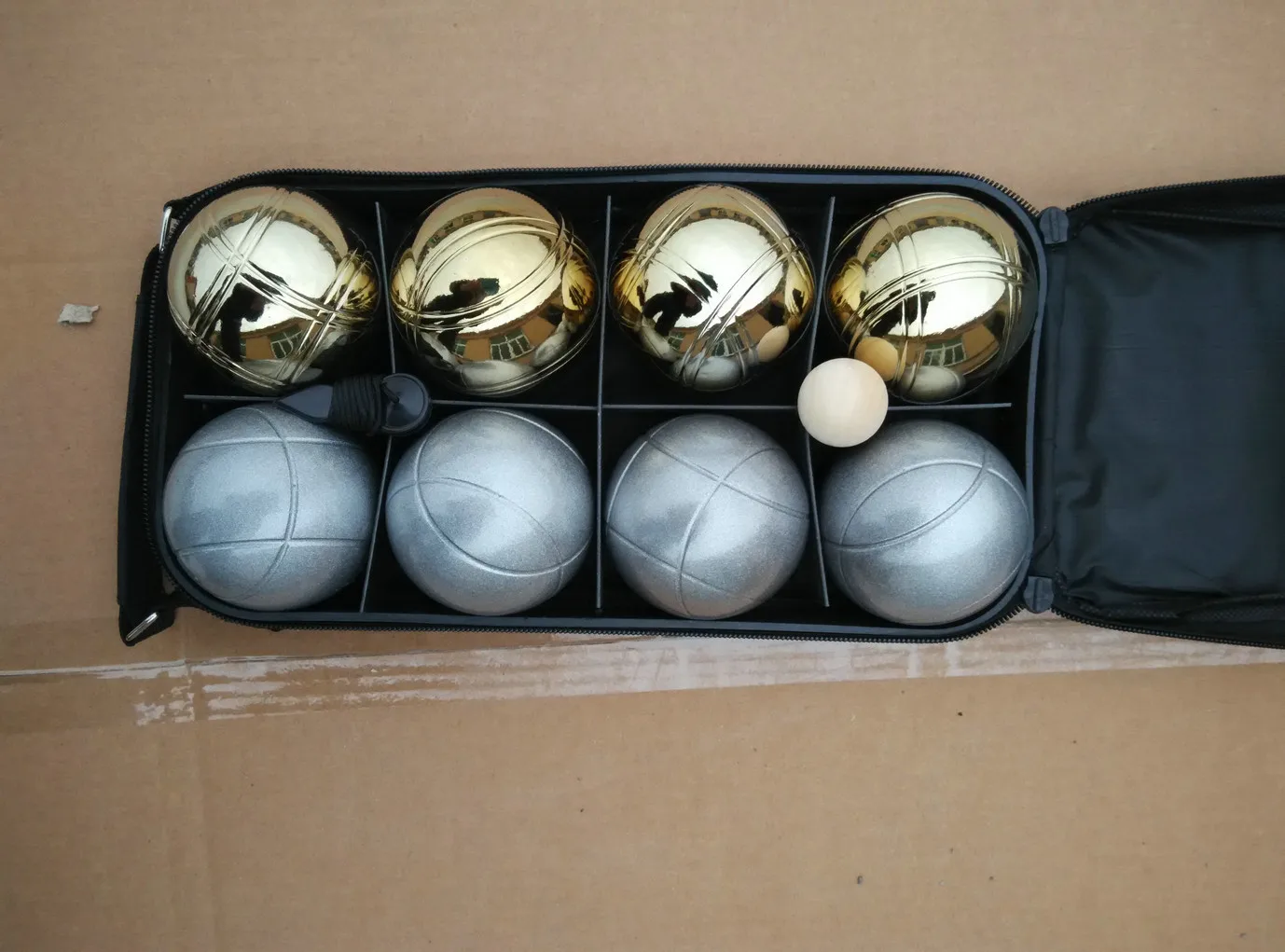  Рекламный спортивный набор шары золотого и серебряного цвета