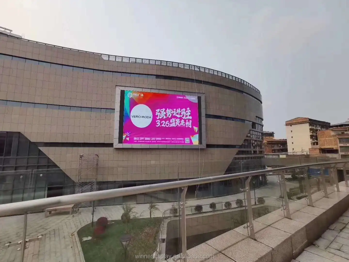 Factory P10 Easy Installation LED Screens Commercial Advertising Bill Boarding P10 SMD Outdoor LED Display 1/2 scan high fresh